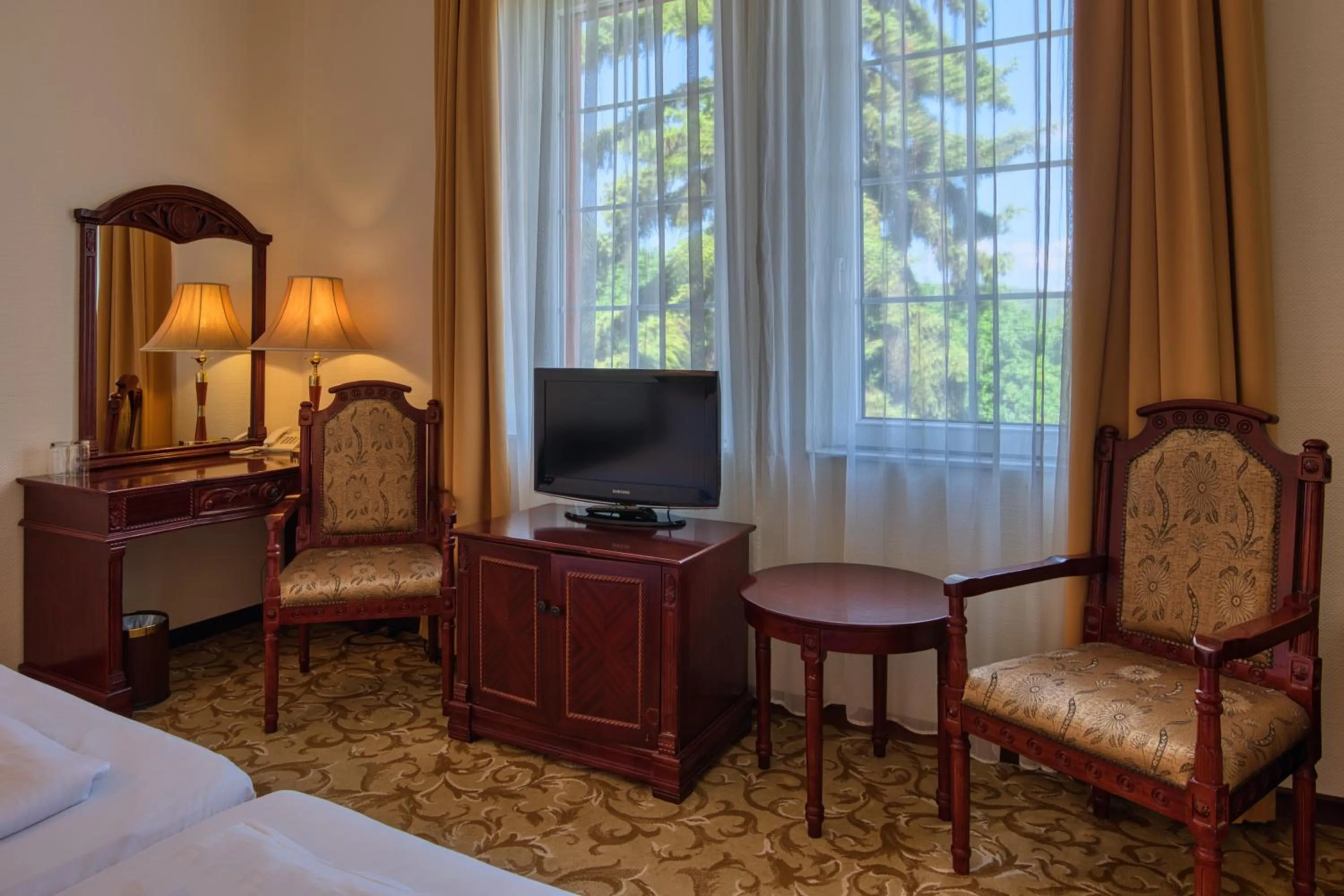 TV and multimedia in Hotel Bellevue Esztergom