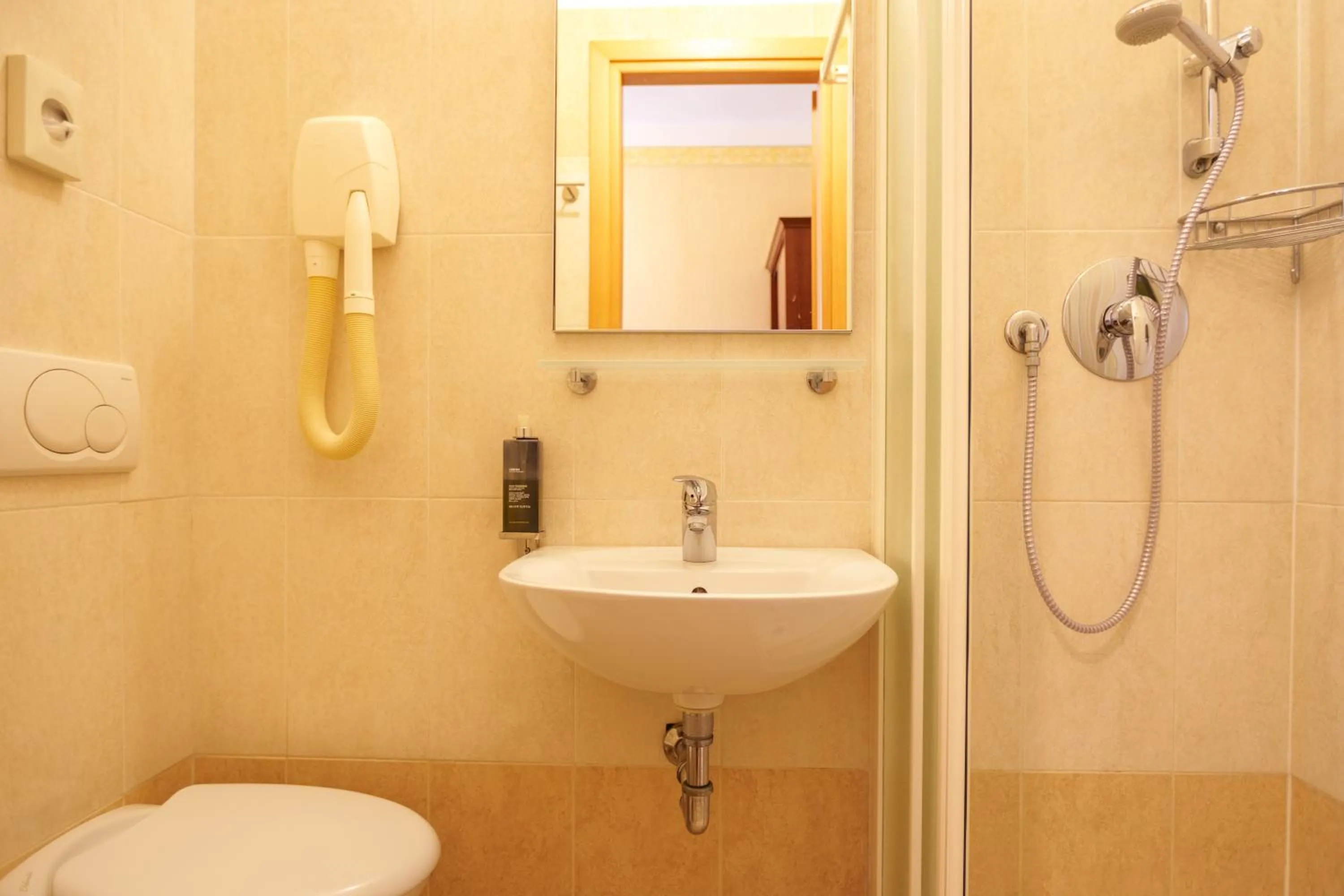 Bathroom in Hotel Rex Rimini