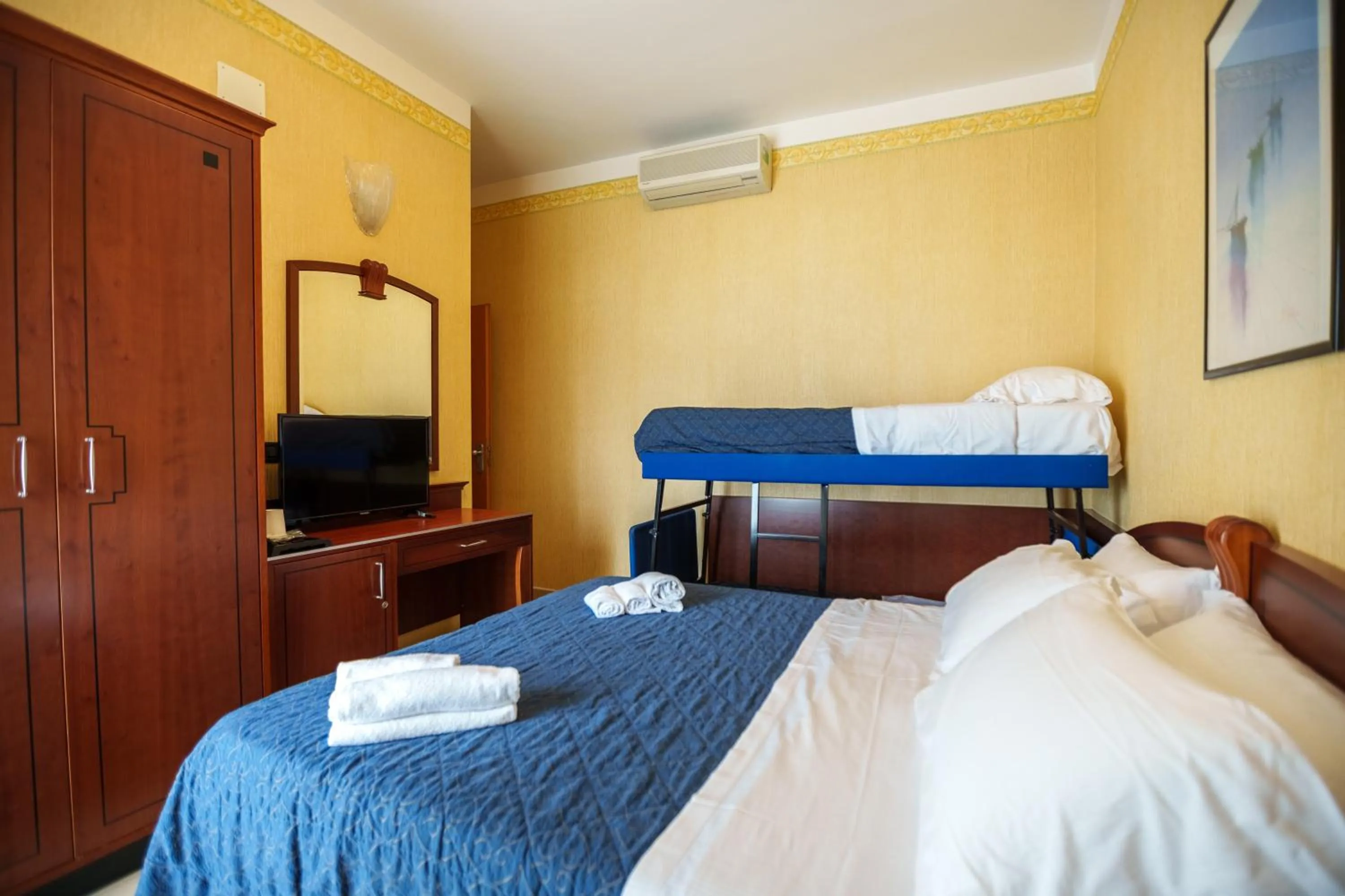 Photo of the whole room in Hotel Rex Rimini