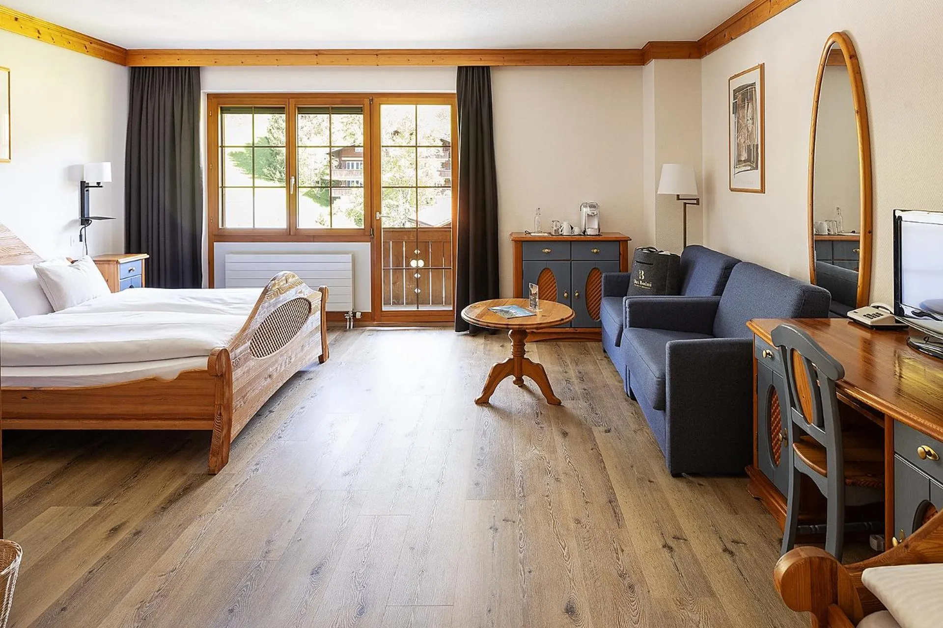 Photo of the whole room, Bed in Hotel Bodmi