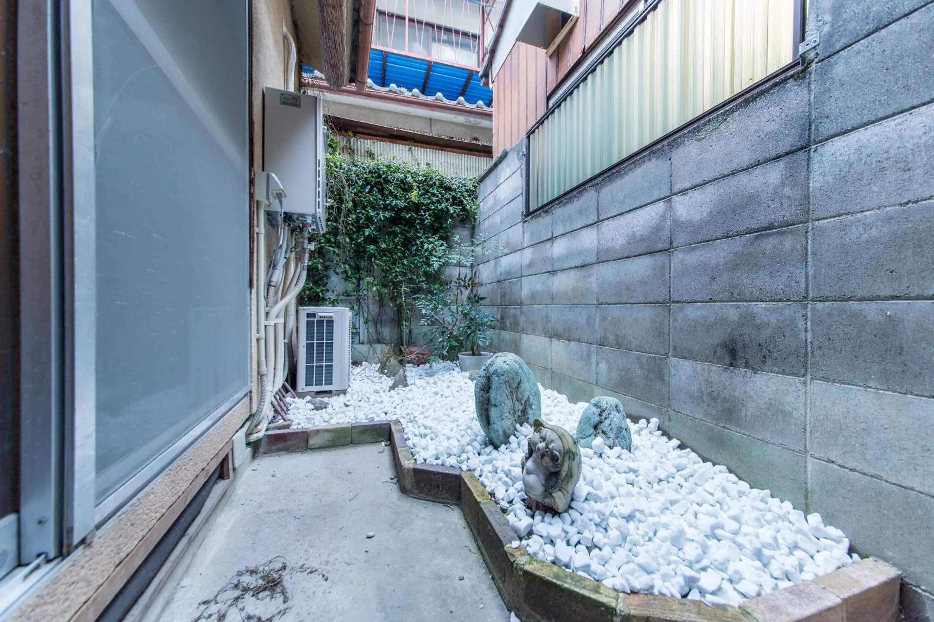 Property building in Kyoto Kyo-Tsubaki Property building in Kyoto Kyo-Tsubaki