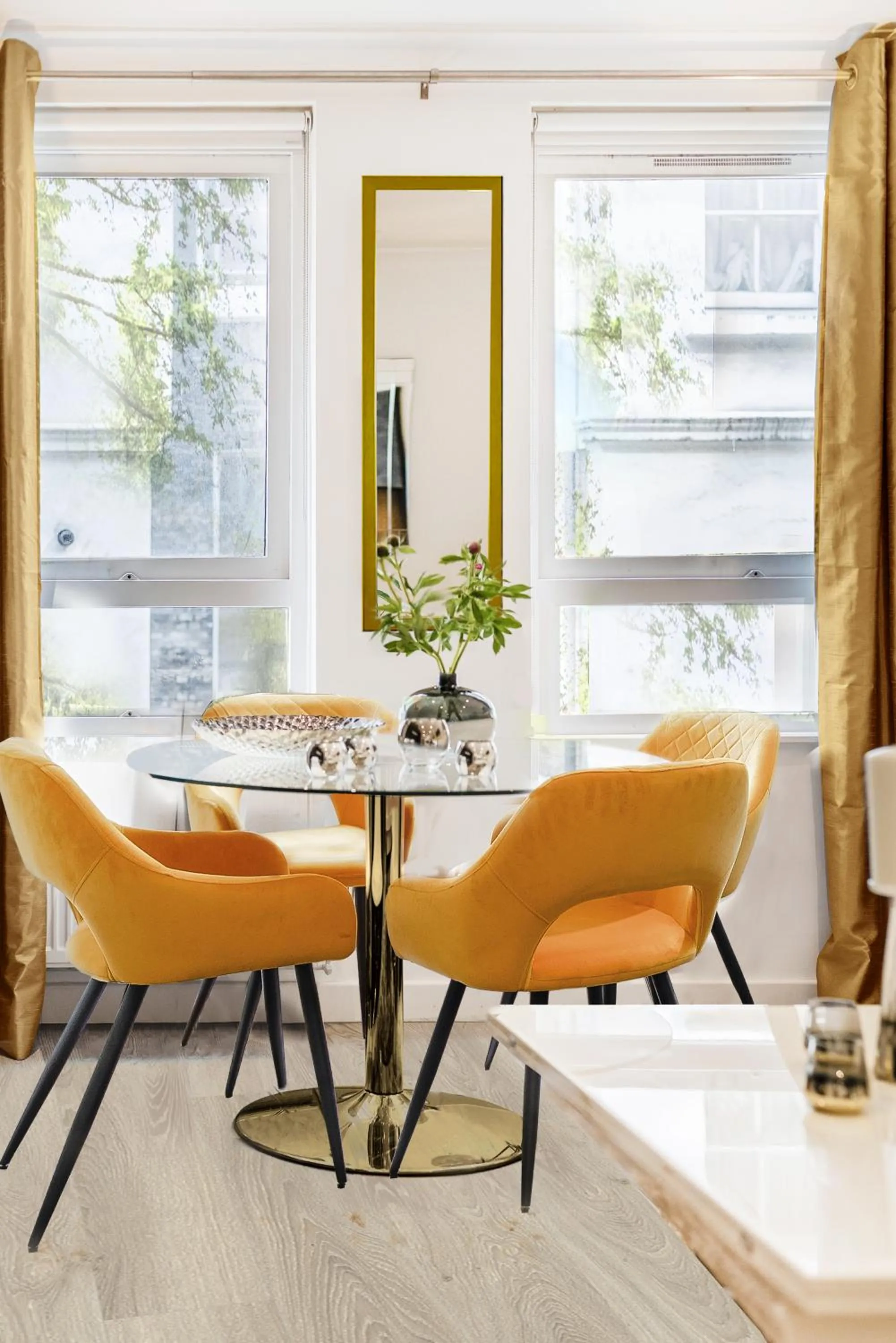 Explore the MOST EXQUISITE West-End from a Harrods FAMILY and COUPLE HOME
