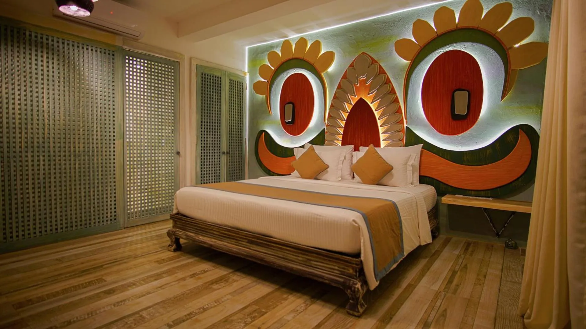 Bedroom, Bed in 18 Faces with free drop off to Galle Fort by TukTuk