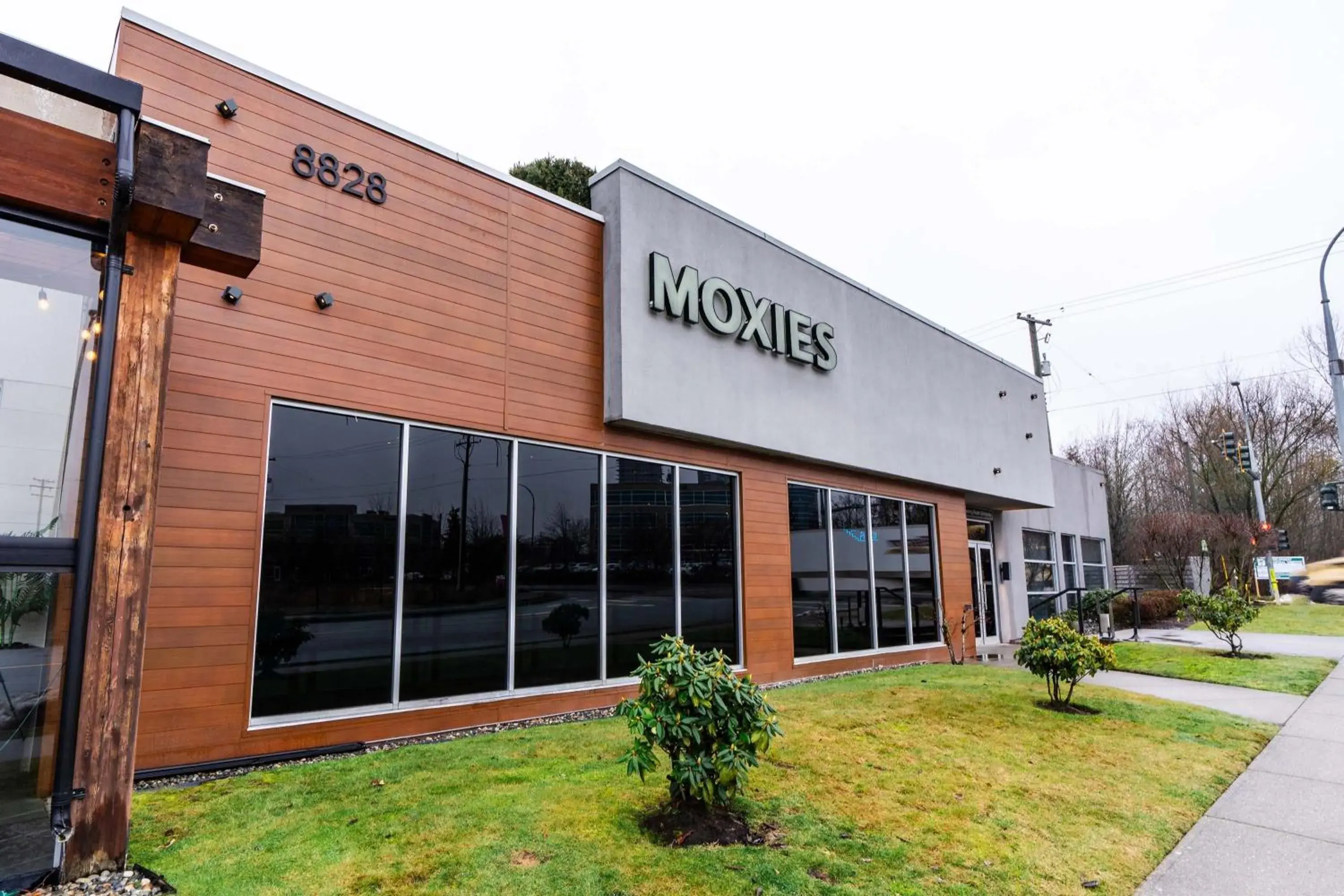 Restaurant/places to eat in Sandman Signature Langley Hotel Restaurant/places to eat in Sandman Signature Langley Hotel