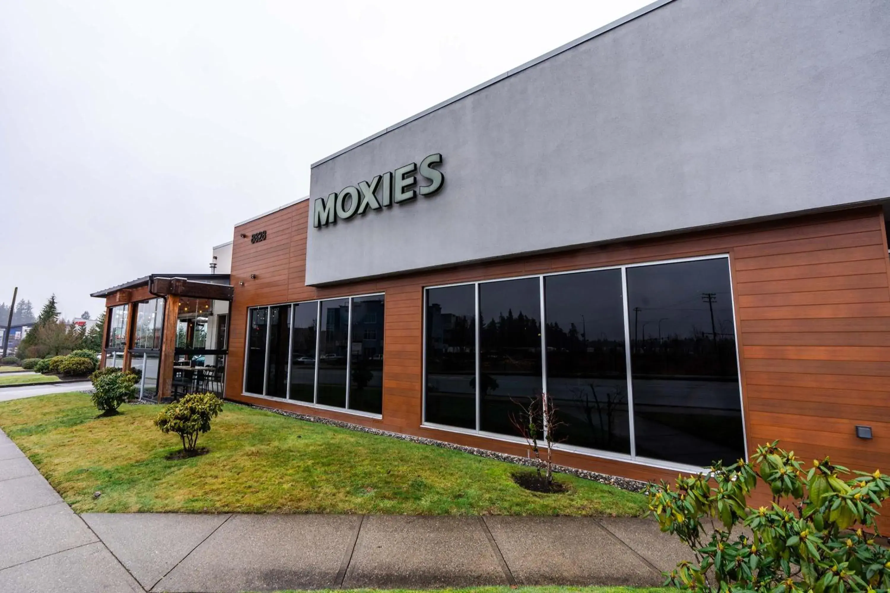 Restaurant/places to eat in Sandman Signature Langley Hotel Restaurant/places to eat in Sandman Signature Langley Hotel