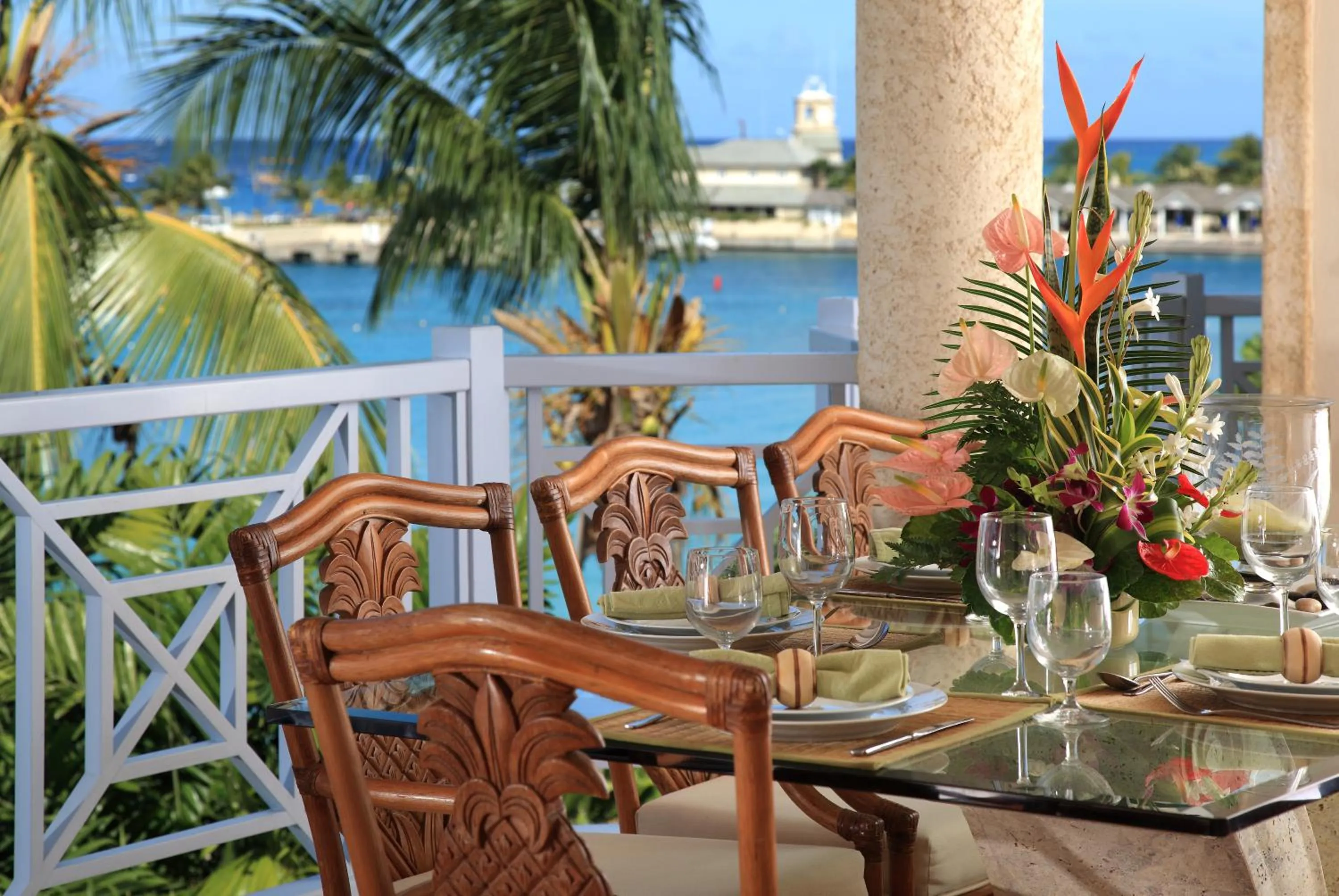 Dining area in Port St. Charles
