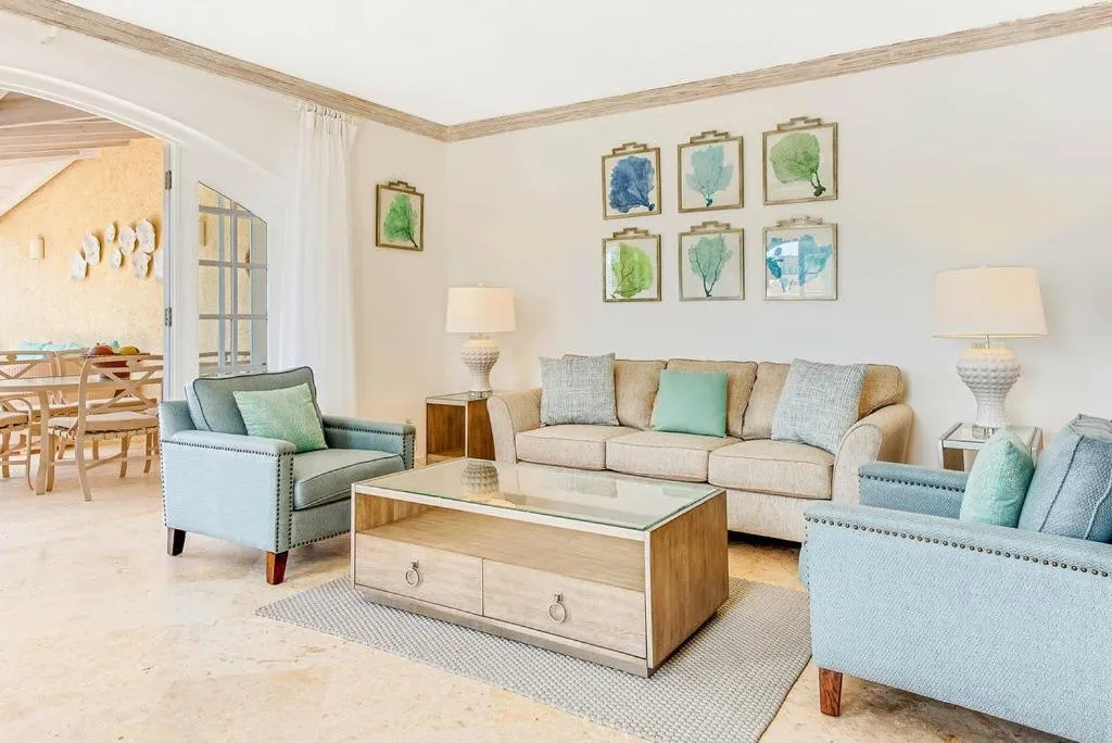 Living room in Port St. Charles