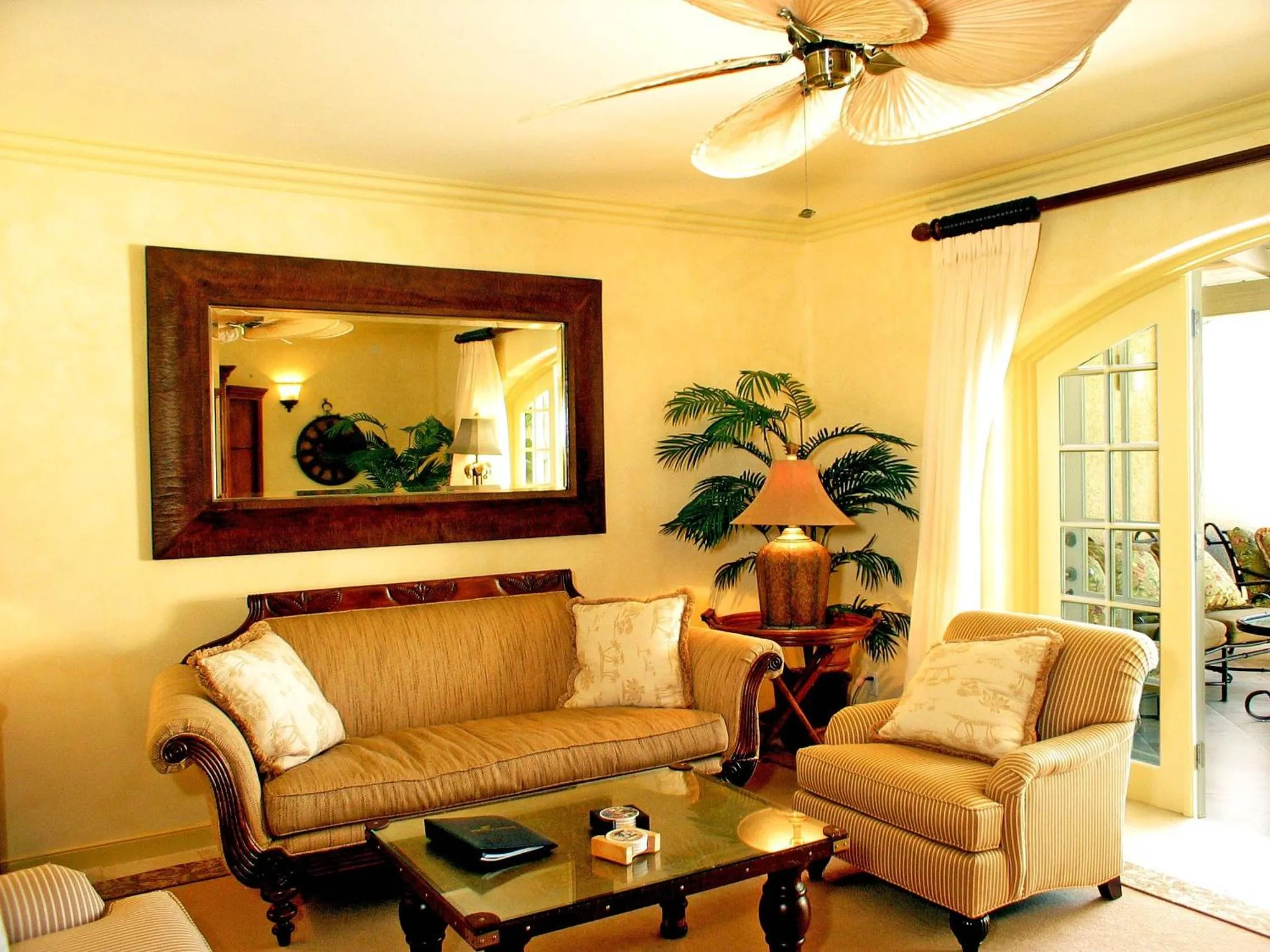 Living room in Port St. Charles