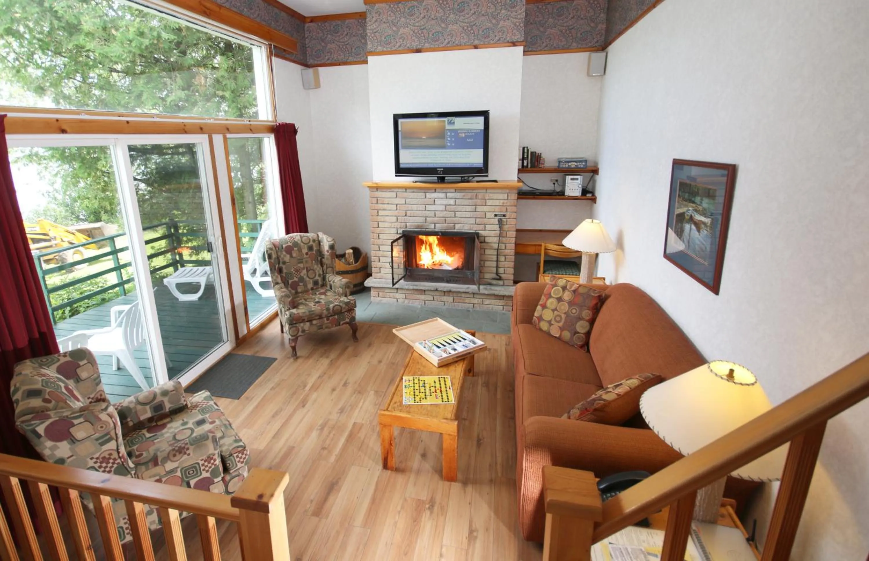 Living room in Elmhirst's Resort