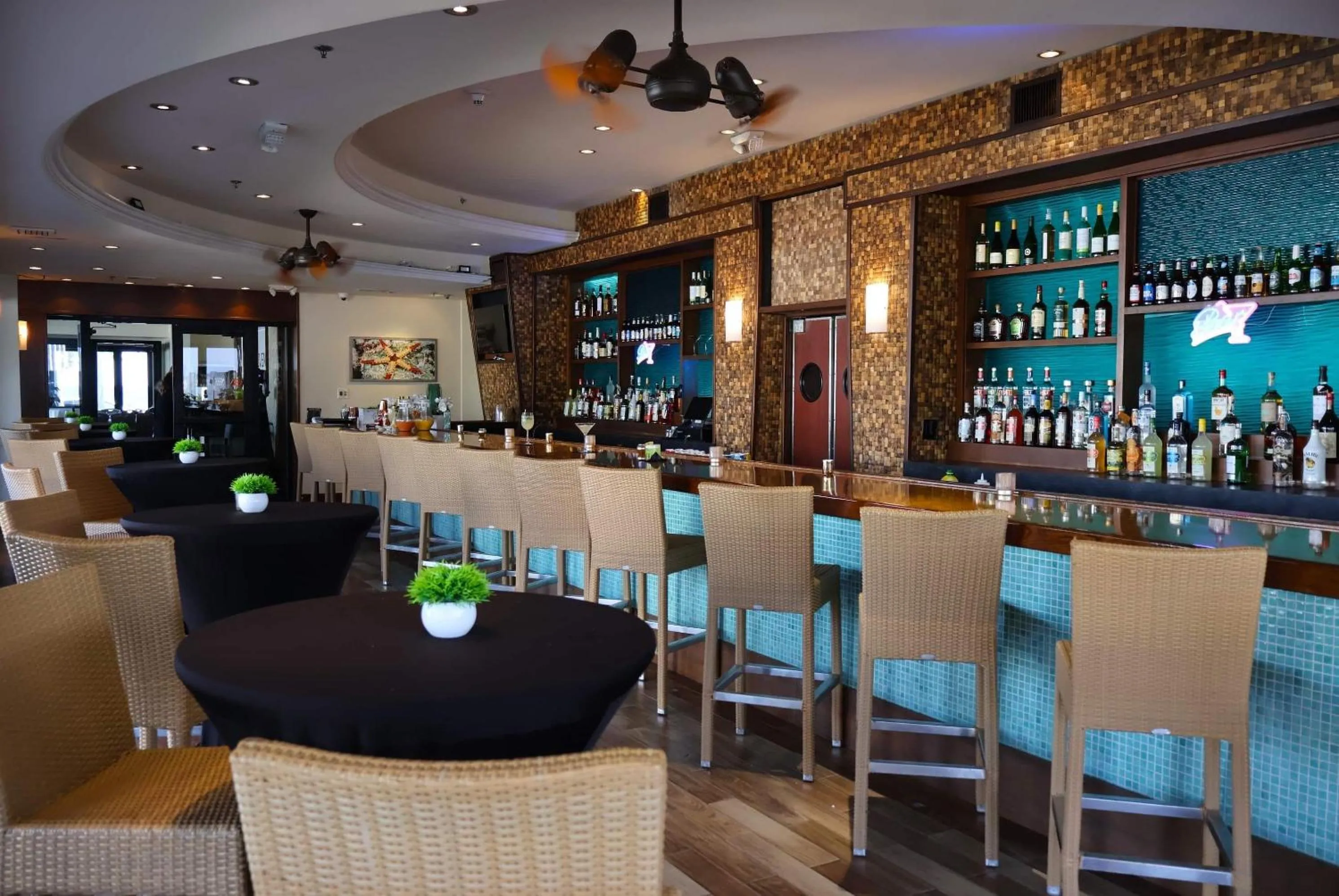 Restaurant/places to eat in Wyndham Deerfield Beach Resort