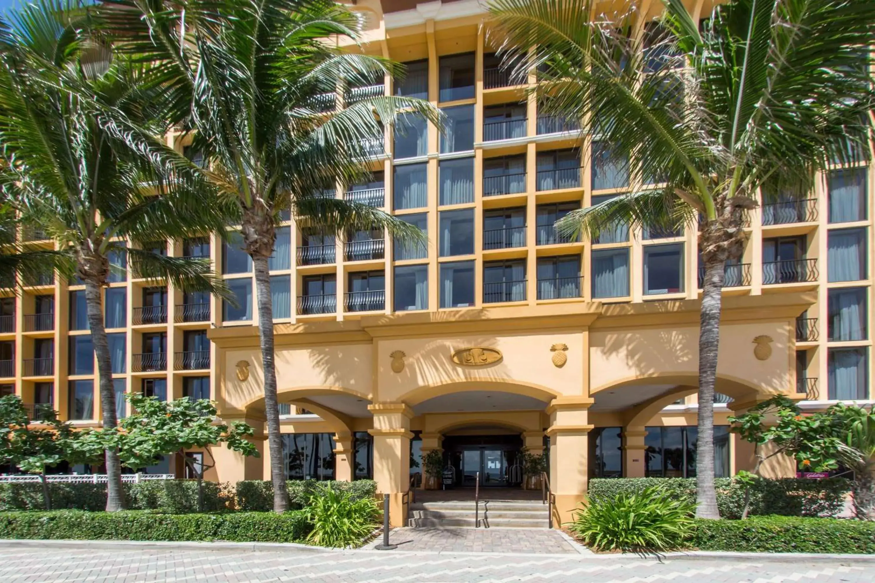 Property building in Wyndham Deerfield Beach Resort Property building in Wyndham Deerfield Beach Resort