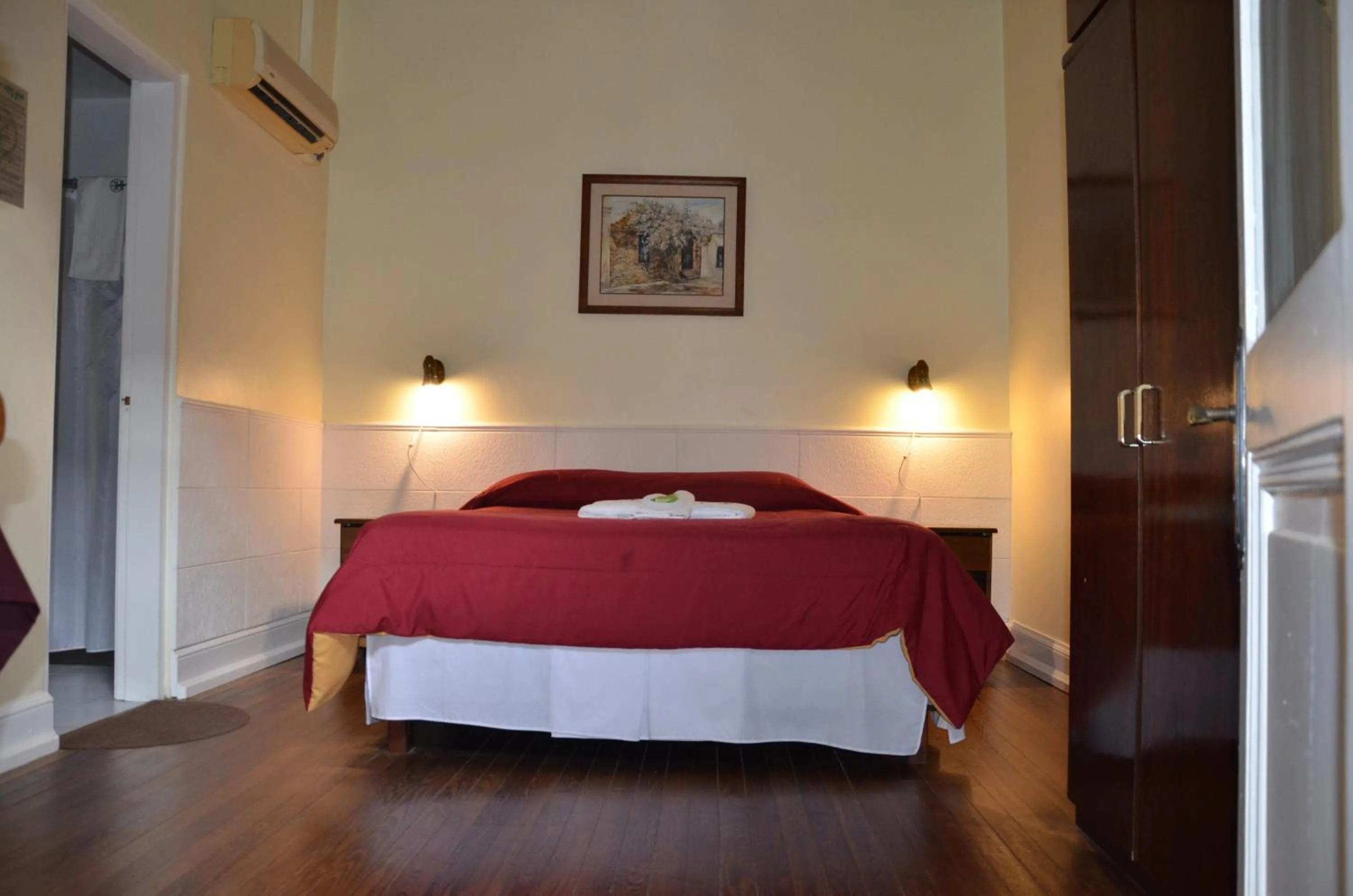 Photo of the whole room, Bed in Hotel Romi