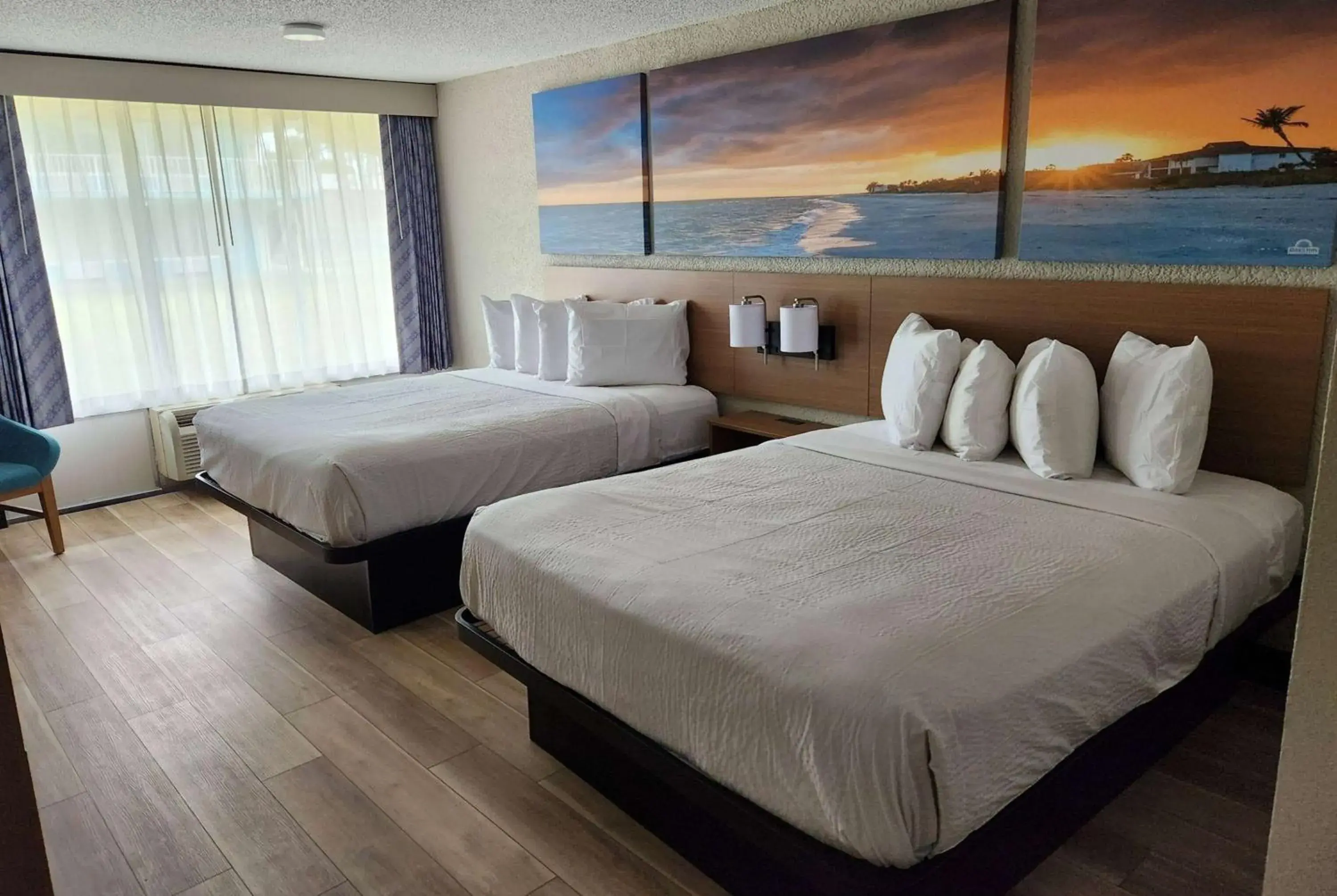 Photo of the whole room, Bed in Days Inn & Suites by Wyndham Fort Pierce Midtown Photo of the whole room, Bed in Days Inn & Suites by Wyndham Fort Pierce Midtown