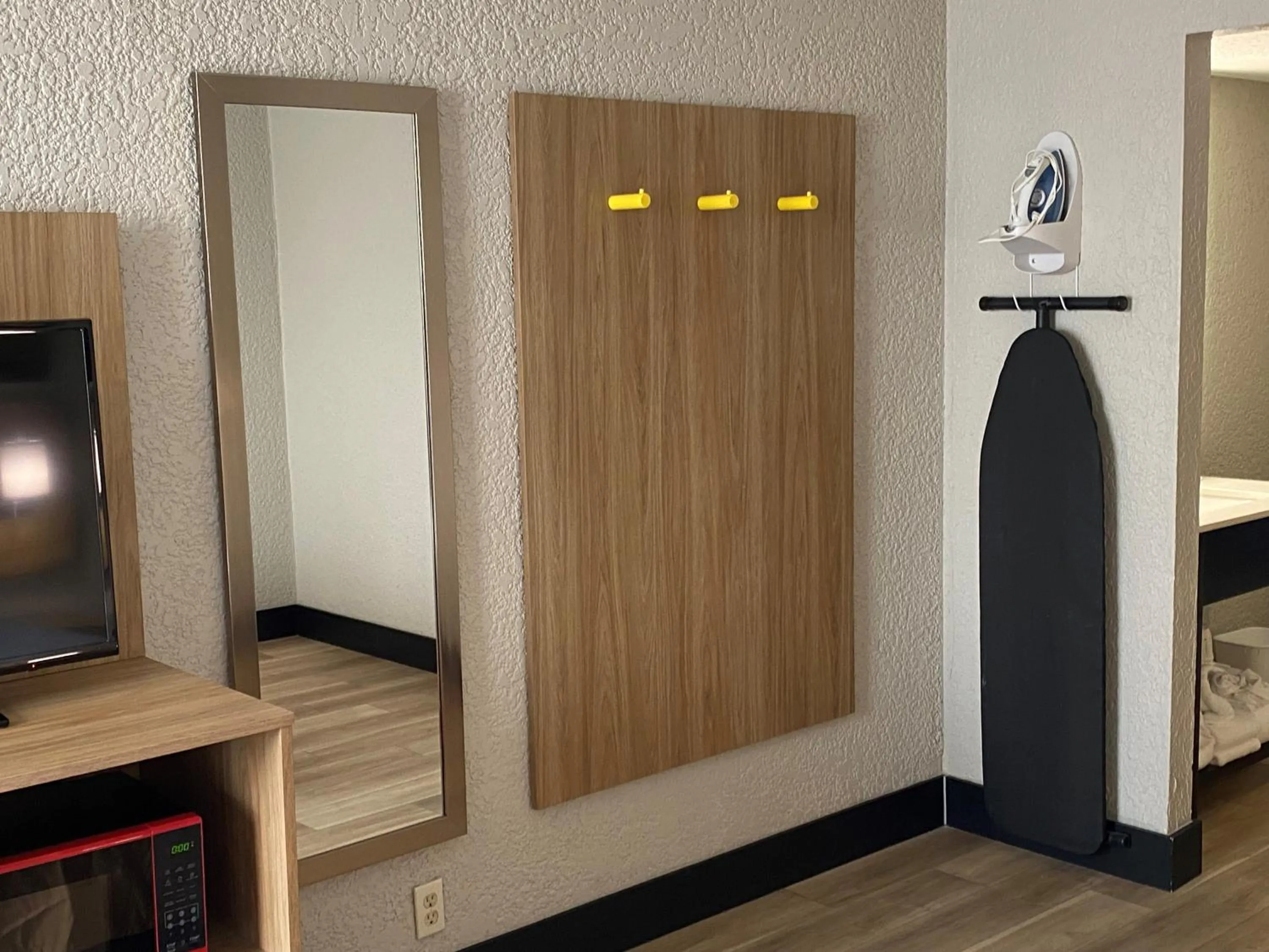 furniture in Days Inn & Suites by Wyndham Fort Pierce Midtown