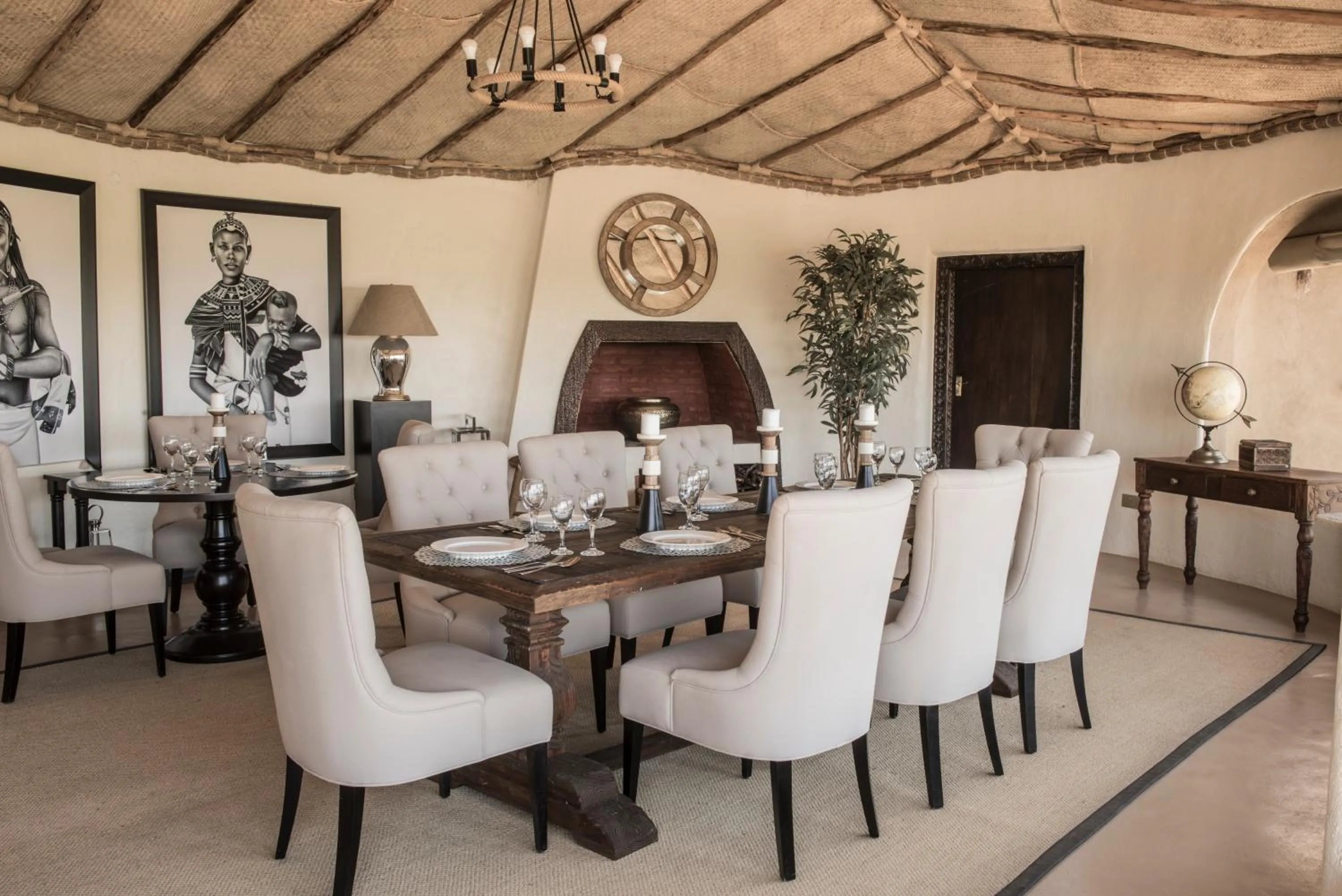 Restaurant/places to eat in Olarro Plains