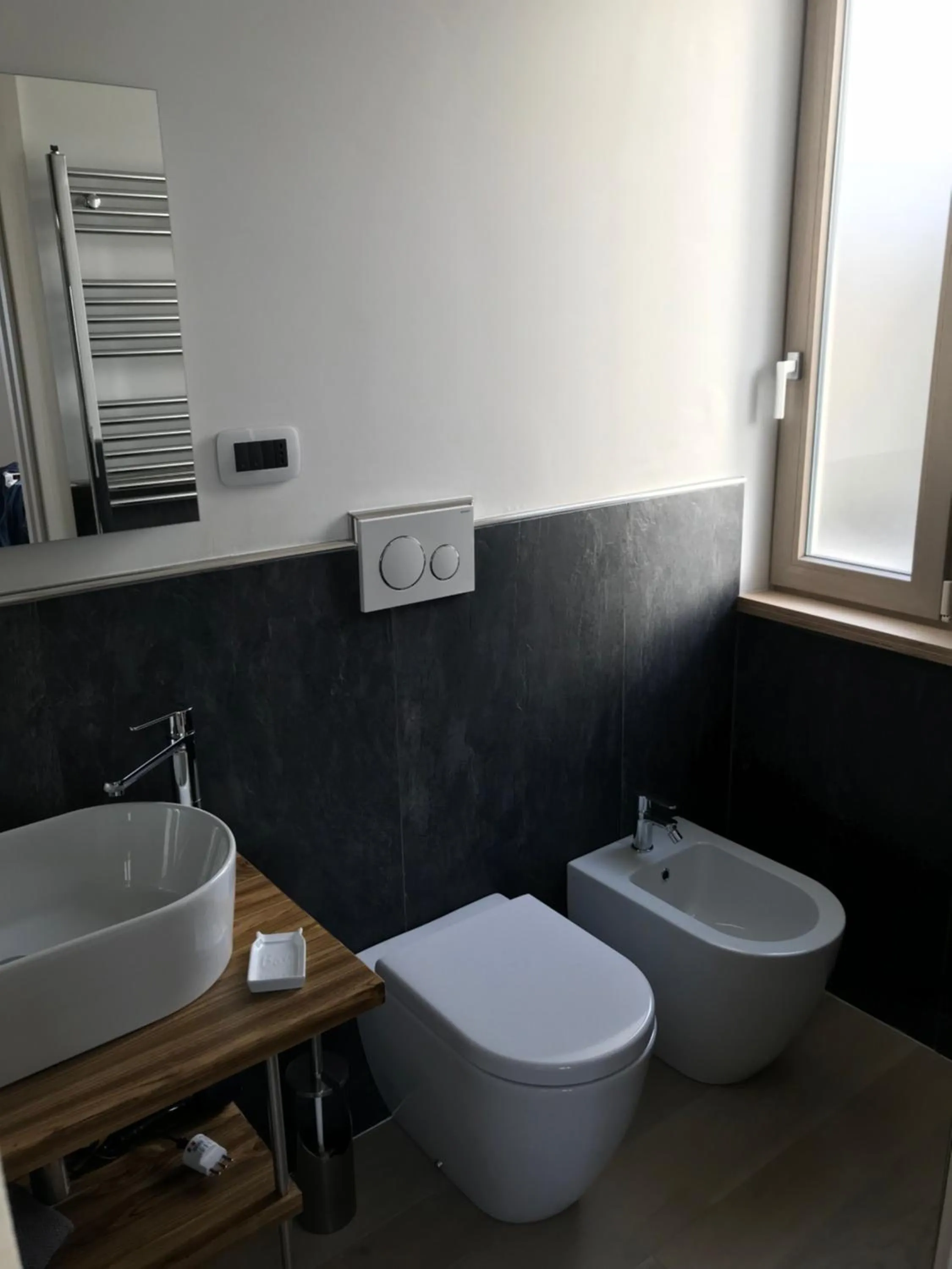 Toilet in B&b Salsedine