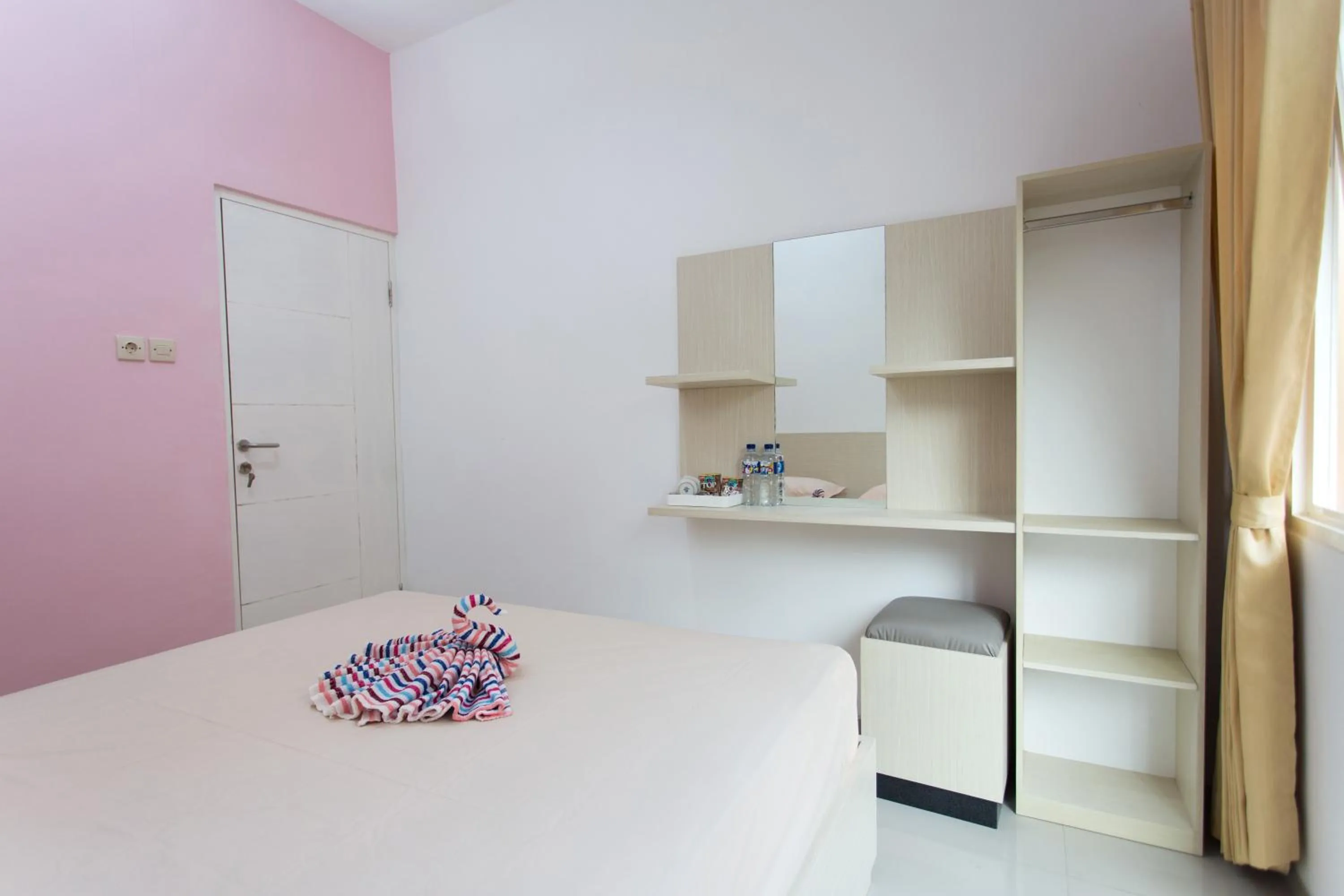 Photo of the whole room, Bed in Batuque Town Villa 2