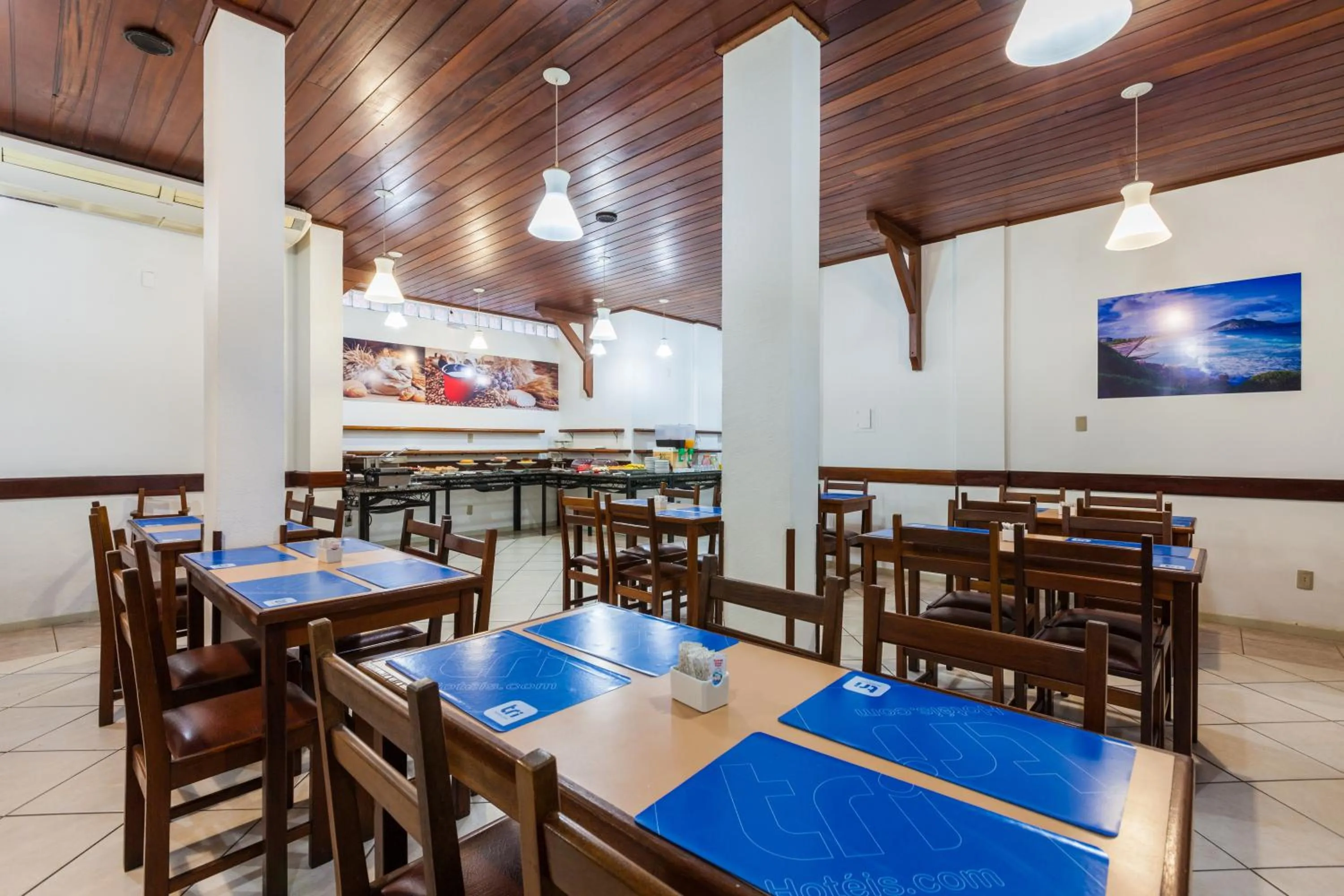 Breakfast in Tri Hotel Florianópolis