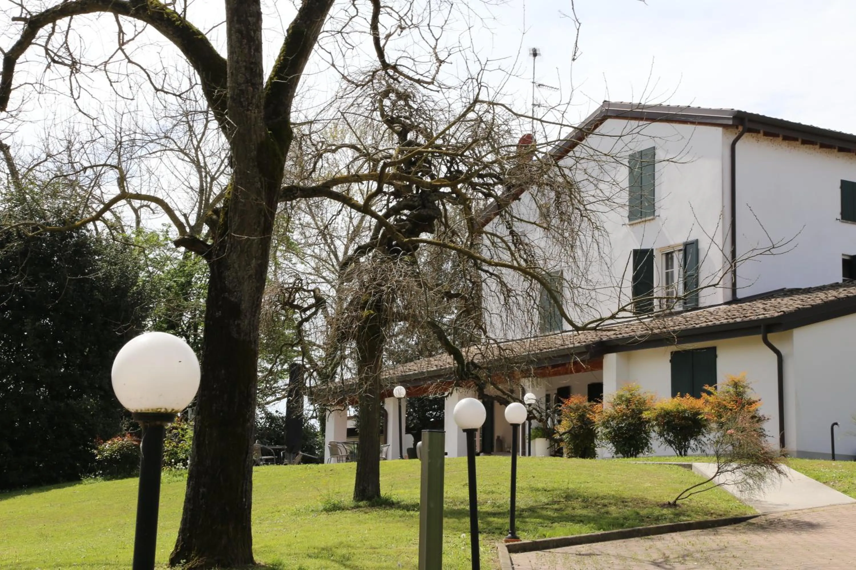 Property building in Room&Breakfast Villa Angela