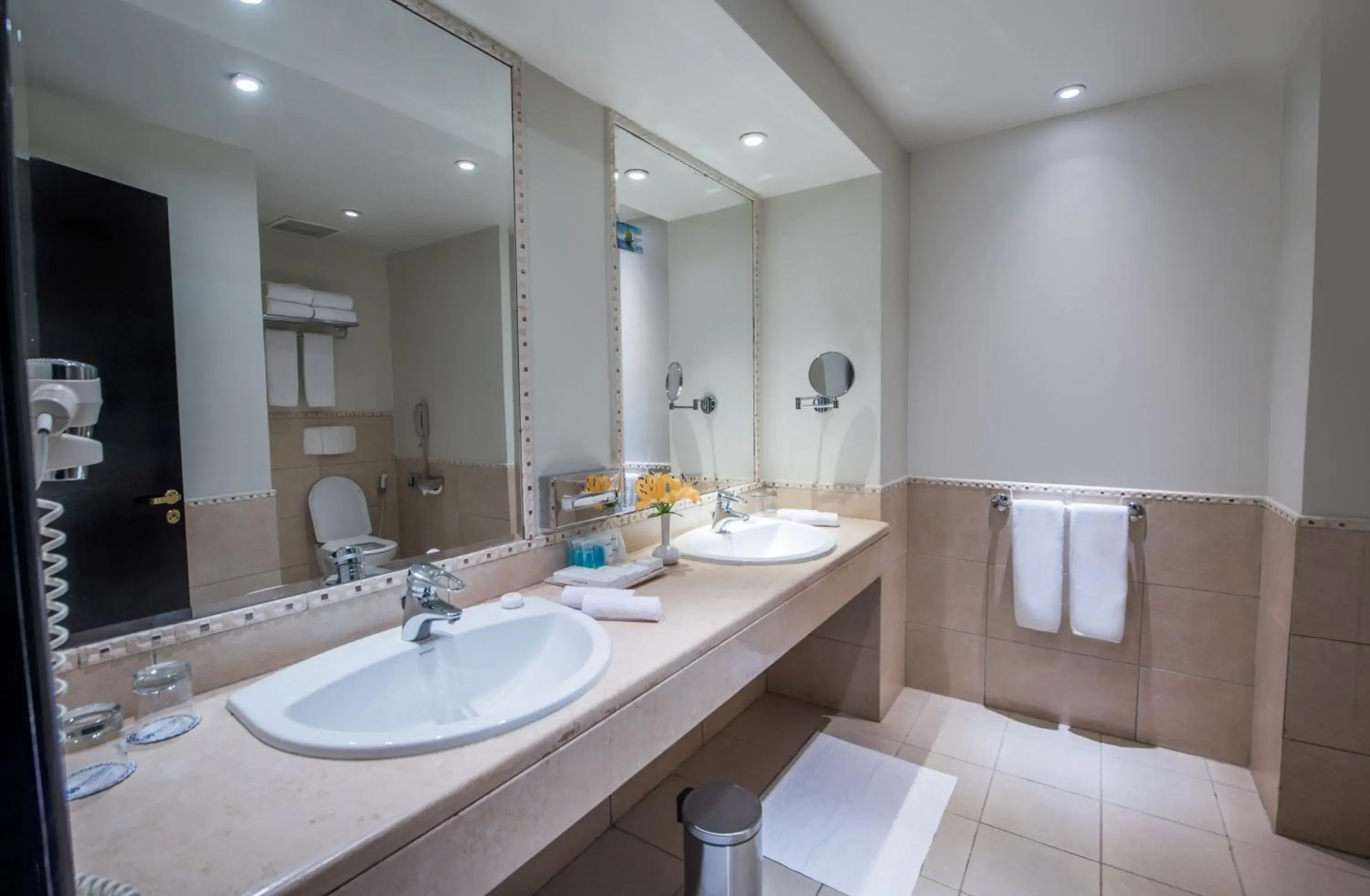 Bathroom in SENTIDO Reef Oasis Aqua Park Resort