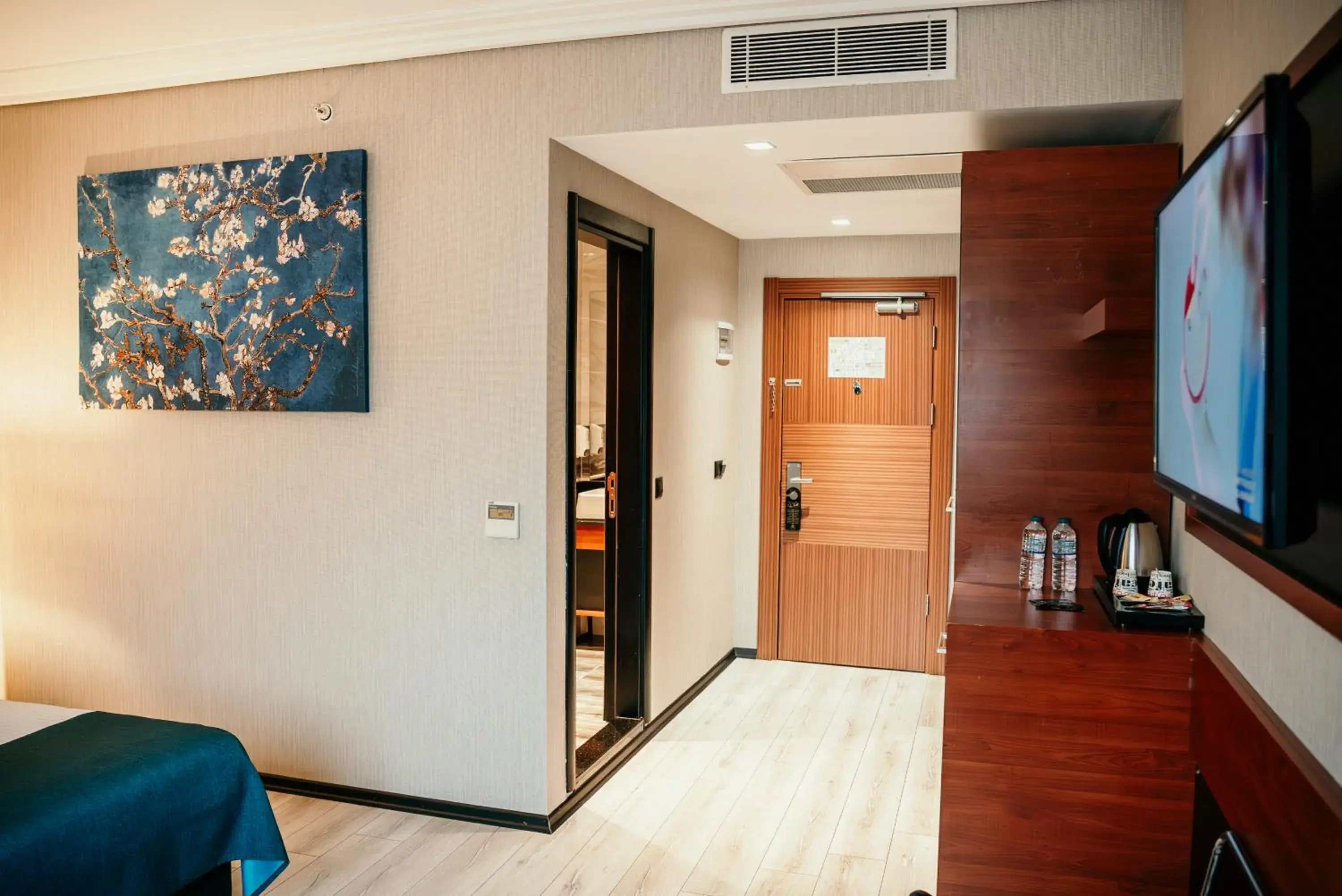 Bed in Grand Vaves Hotel Bed in Grand Vaves Hotel