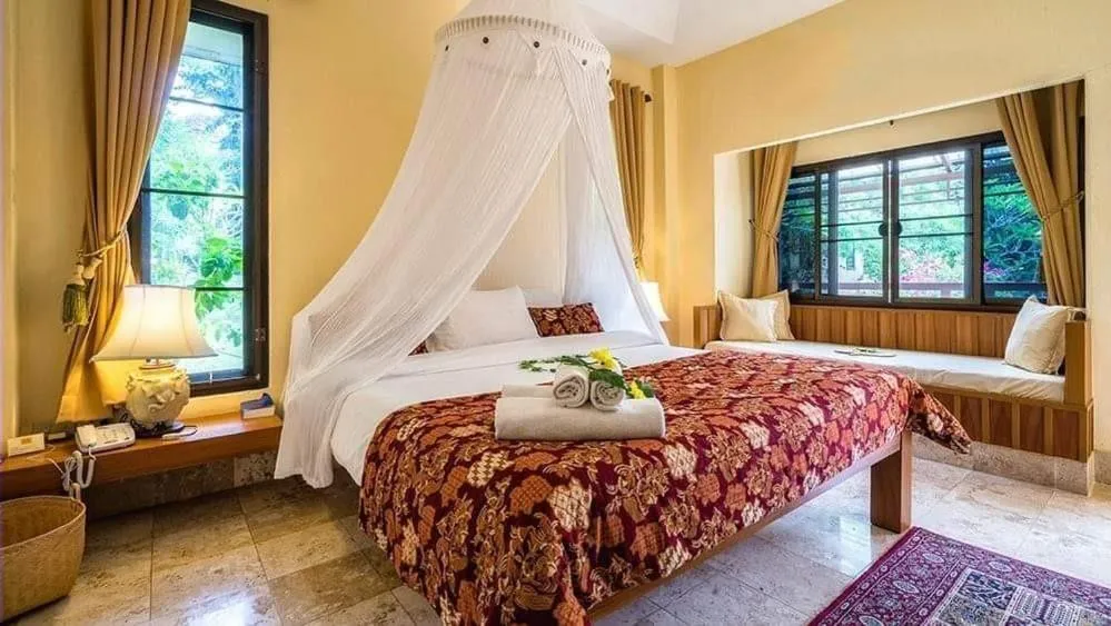 Bed in Villa Khao Phaengma