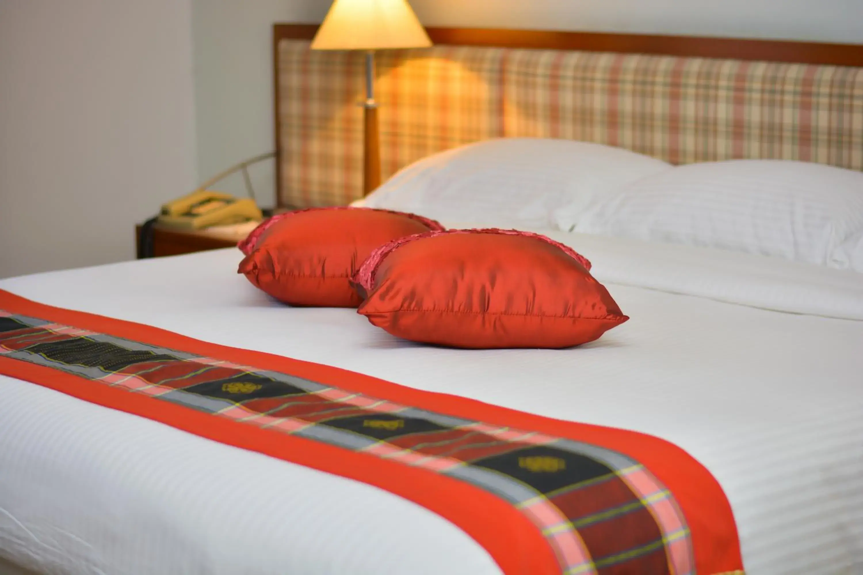 Bedroom, Bed in The Maple Suite Bedroom, Bed in The Maple Suite