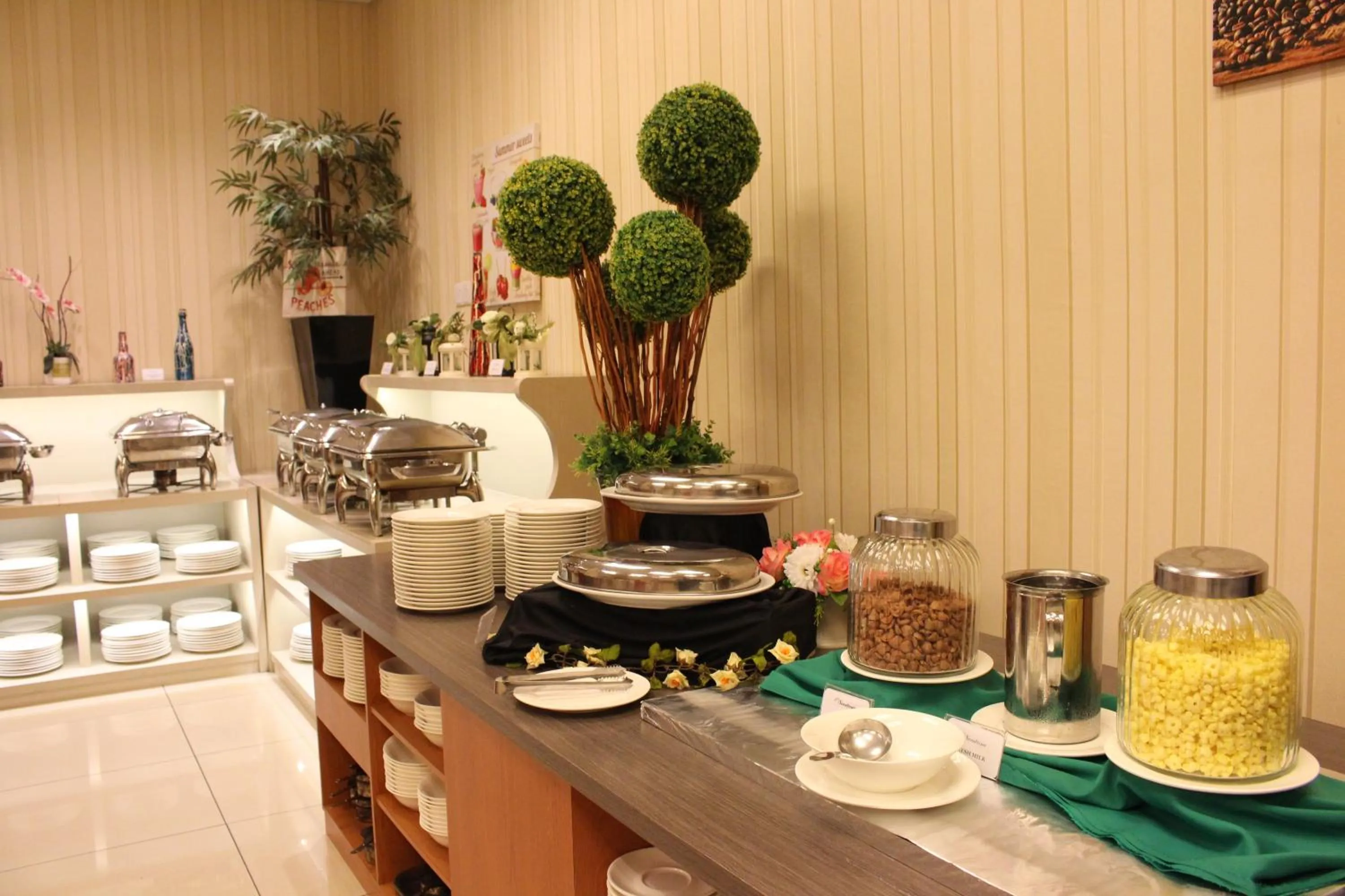 Restaurant/places to eat in Grand Sentosa Hotel Johor Bahru