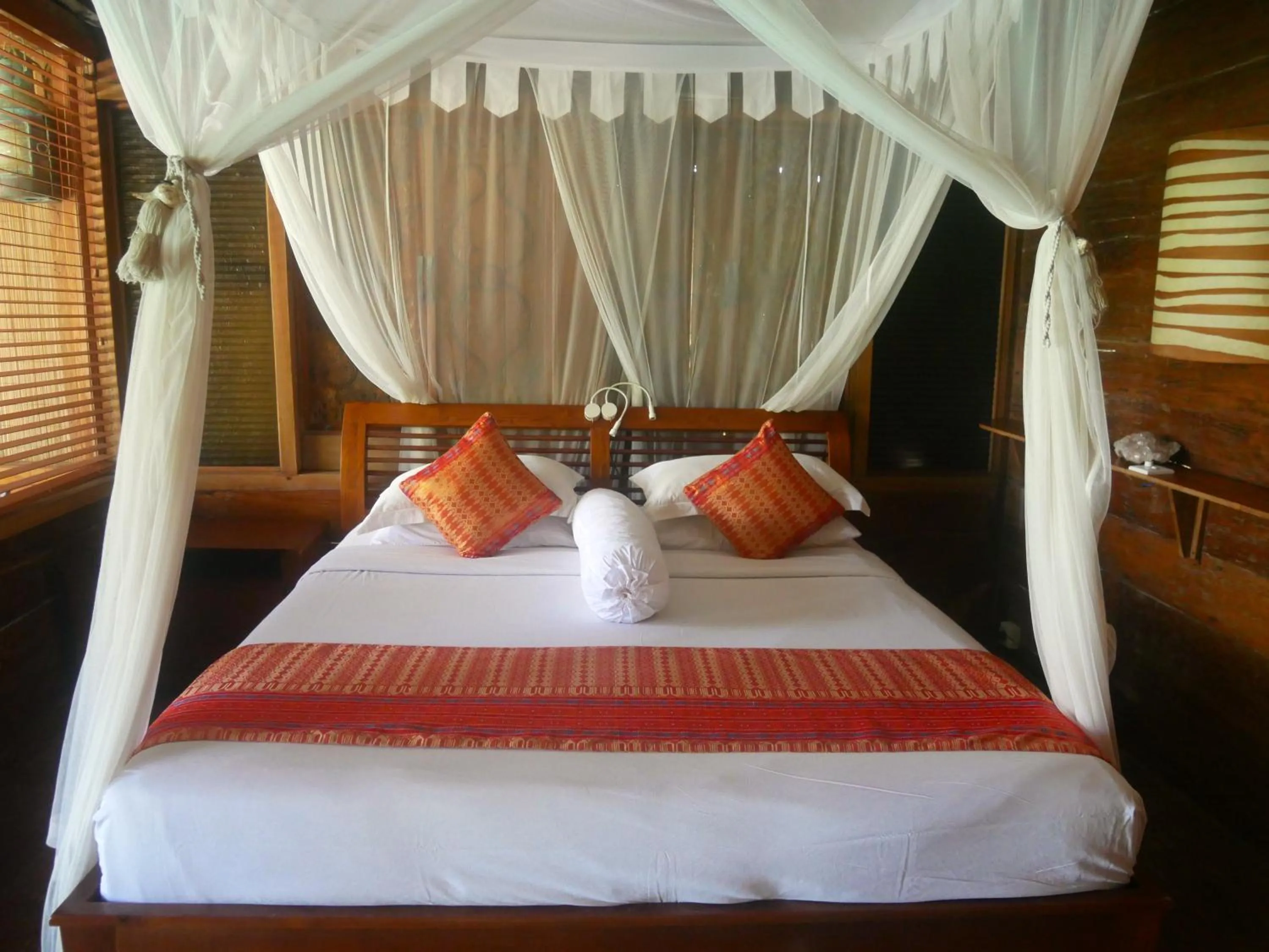 Bed in Sejuk Beach Villas