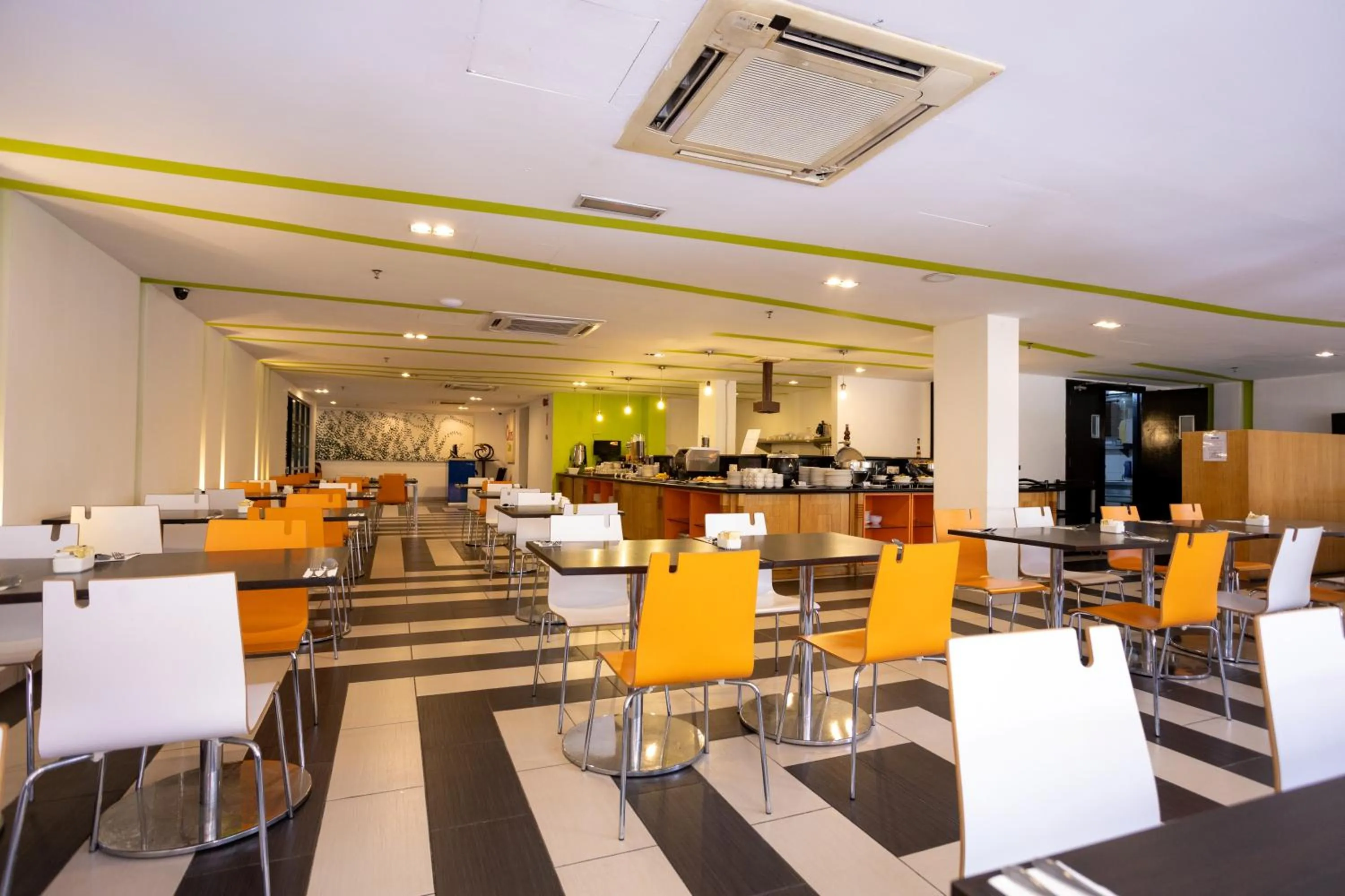 Restaurant/places to eat in Citrus Hotel Johor Bahru by Compass Hospitality