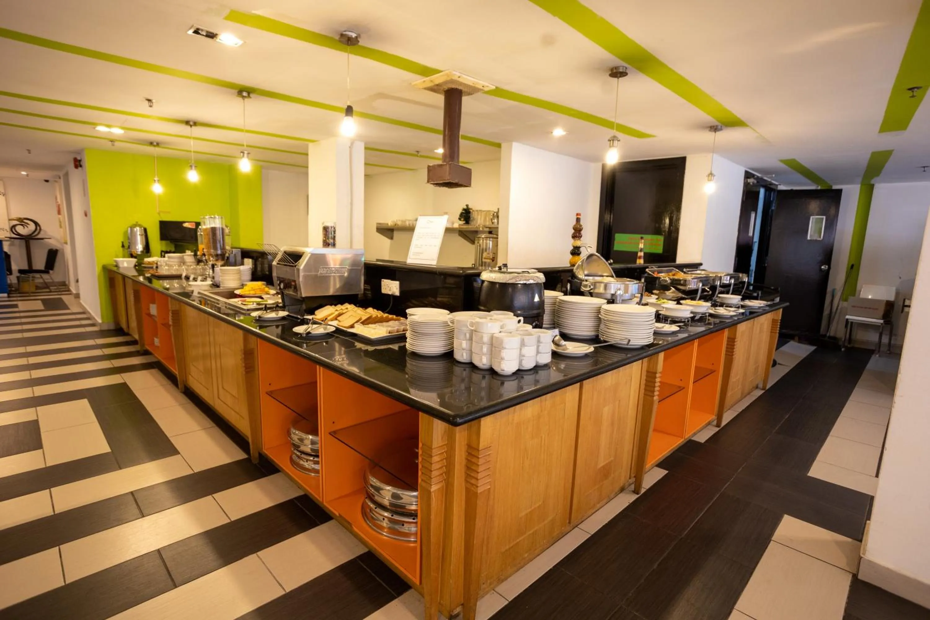 Restaurant/places to eat in Citrus Hotel Johor Bahru by Compass Hospitality