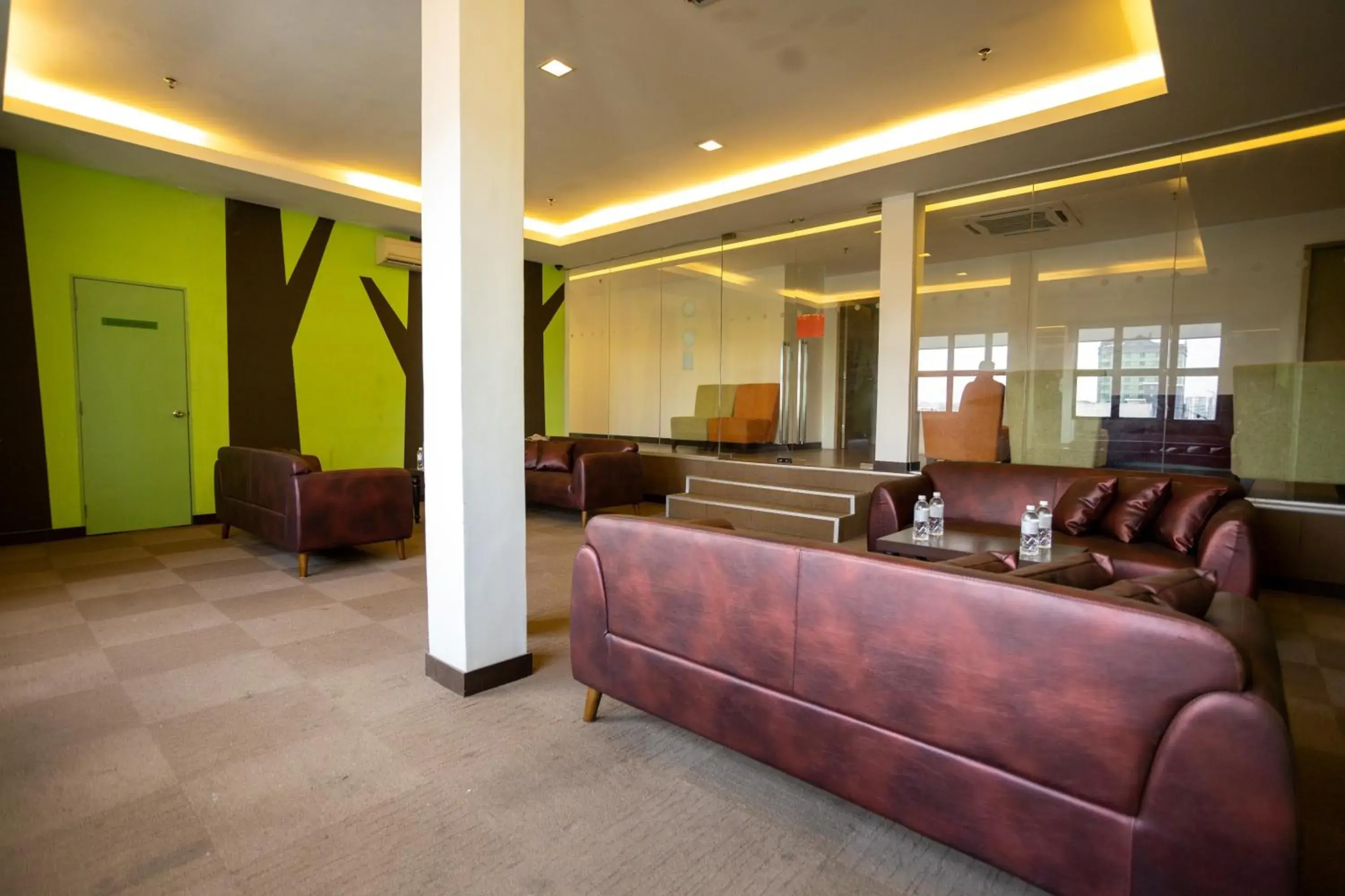 Lounge or bar in Citrus Hotel Johor Bahru by Compass Hospitality Lounge or bar in Citrus Hotel Johor Bahru by Compass Hospitality