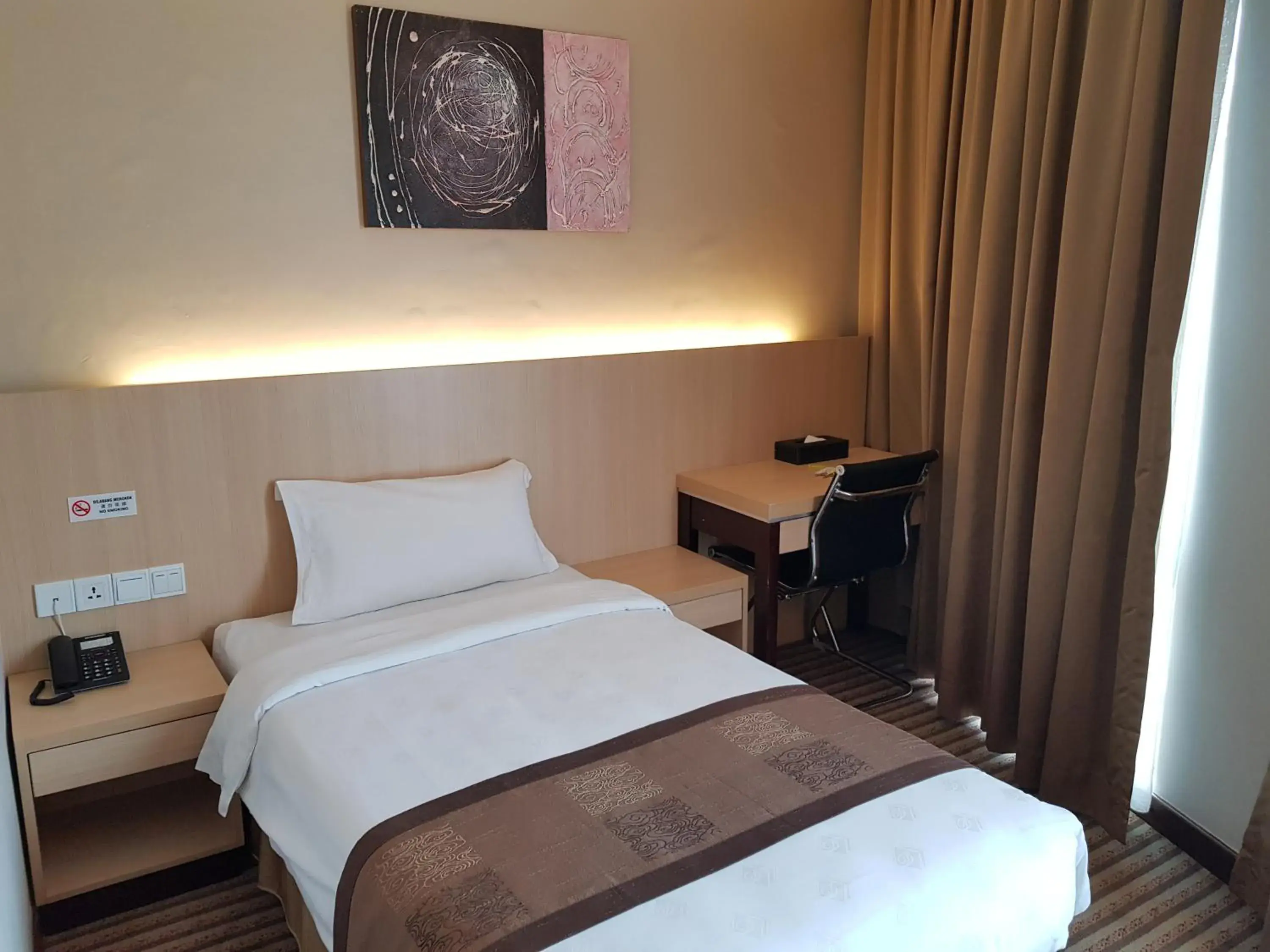 Bed in DeHome Boutique Hotel Bed in DeHome Boutique Hotel