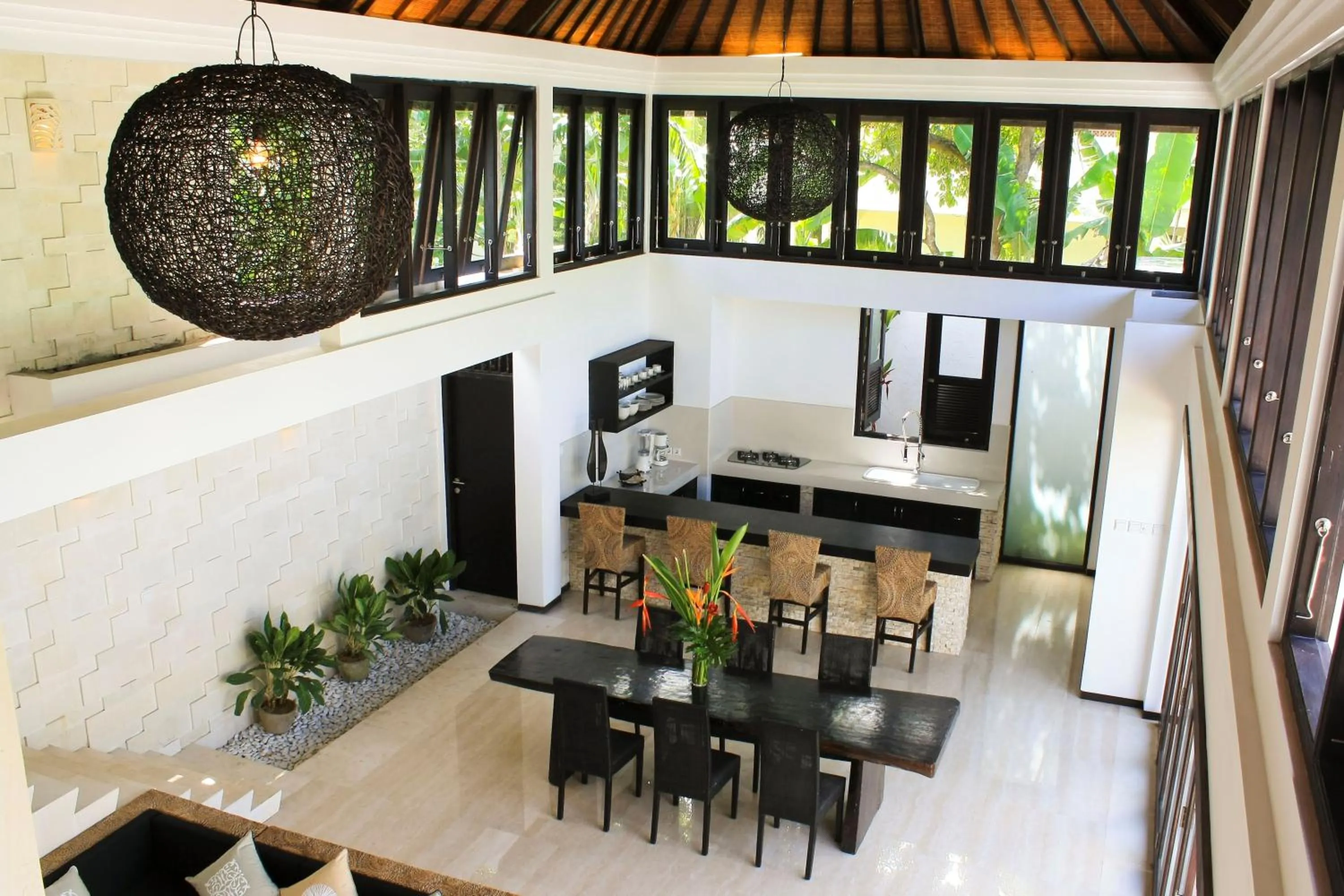 Living room in Artemis Villa Hotel