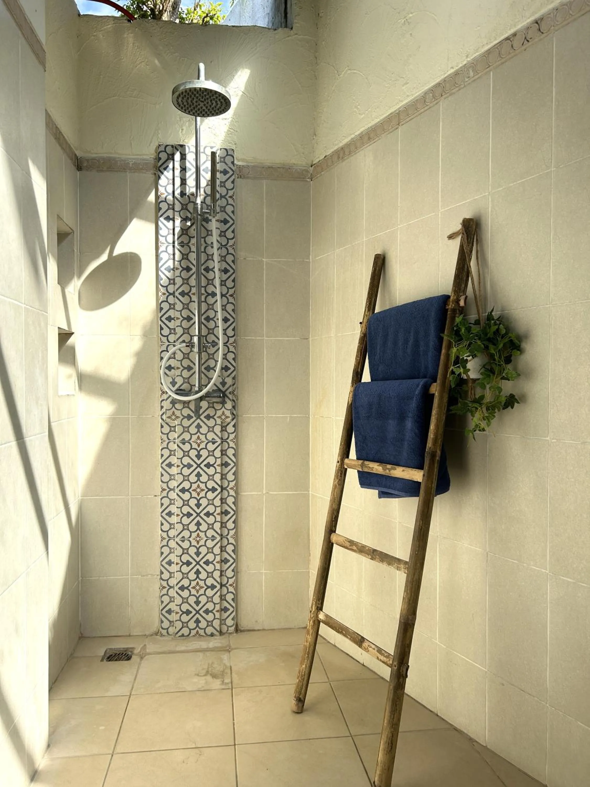 Bathroom in Artemis Villa Hotel