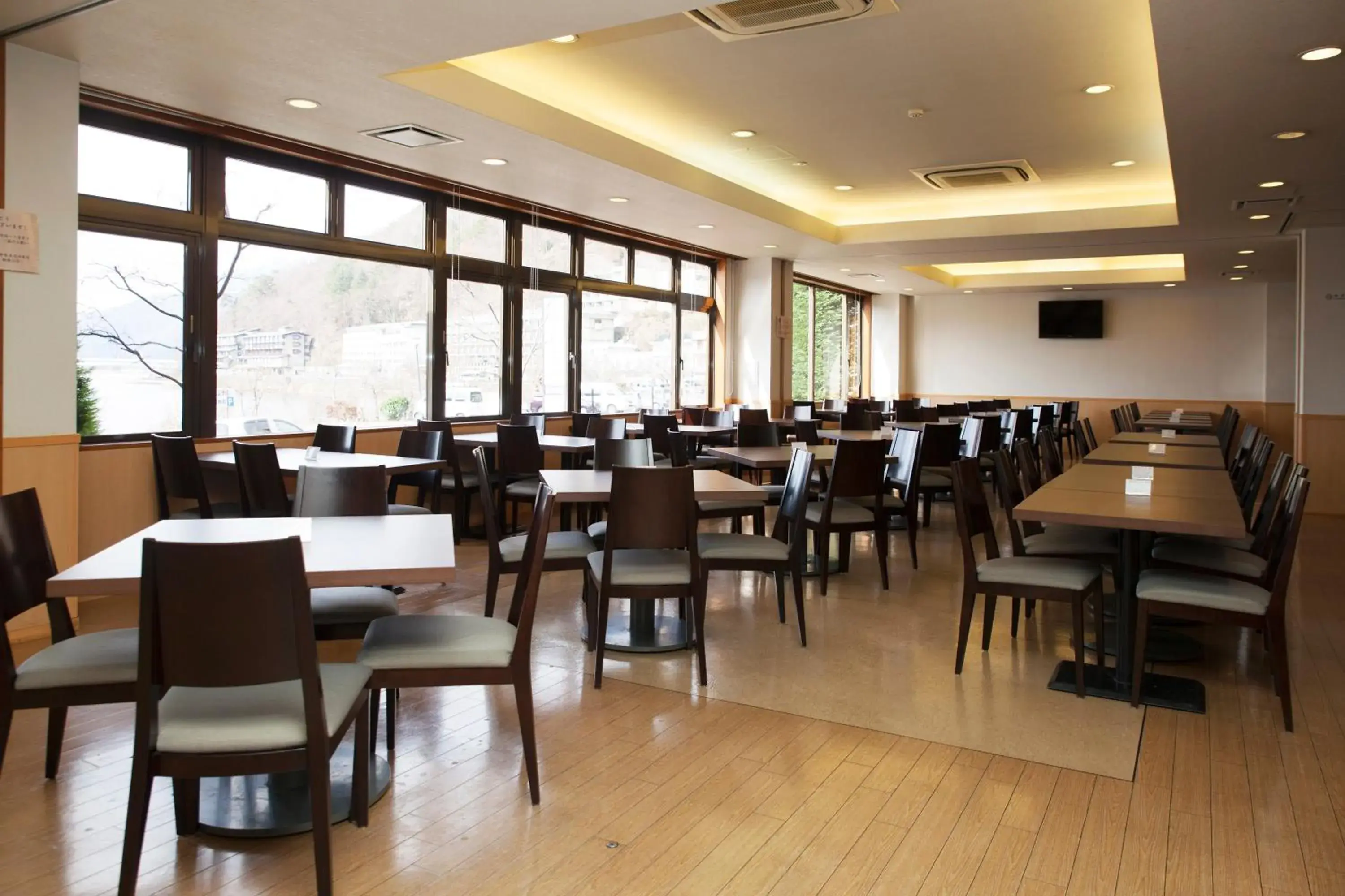 Restaurant/places to eat in Hotel Route-Inn Kawaguchiko Restaurant/places to eat in Hotel Route-Inn Kawaguchiko
