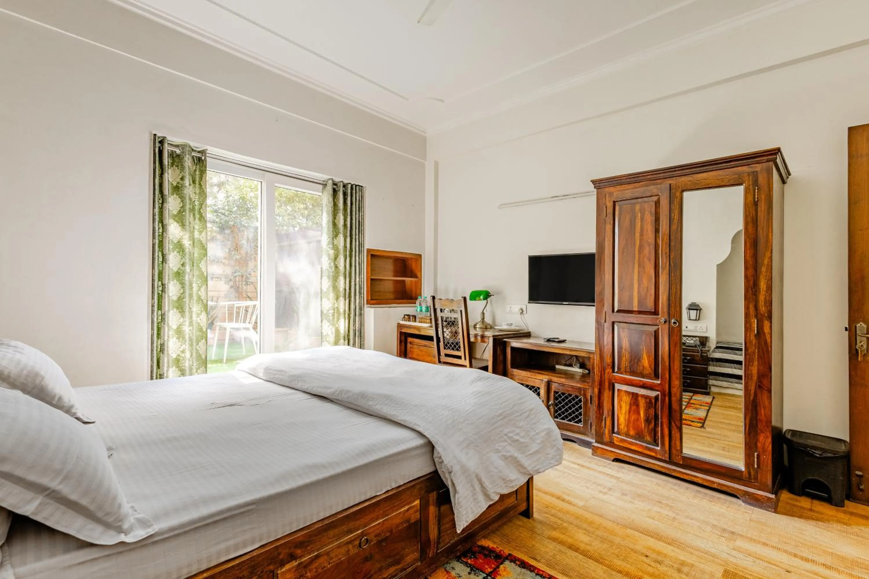Bed in Cp Villa - Rooms with Patio
