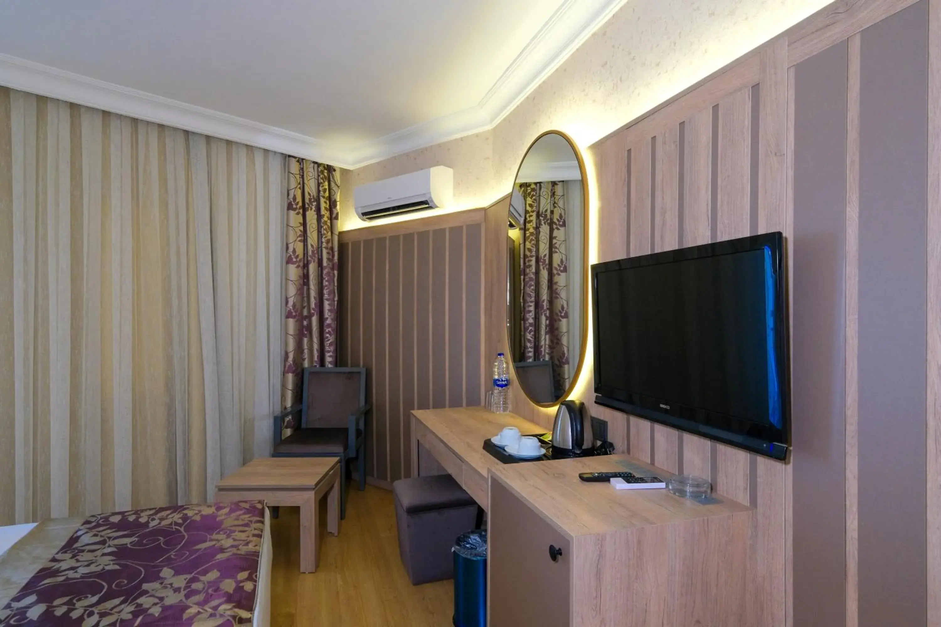 Bed in Kandelor Hotel Bed in Kandelor Hotel