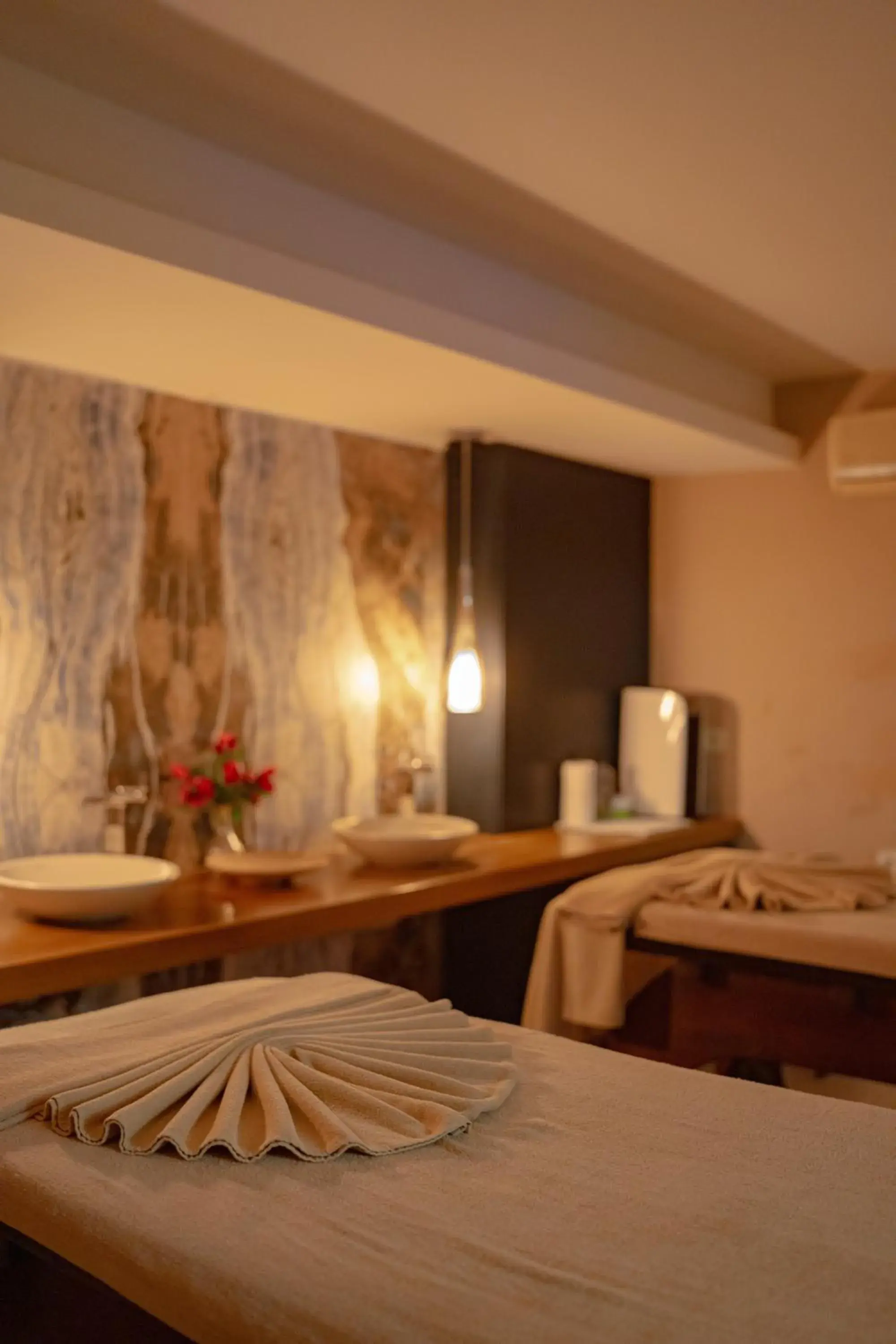 Spa and wellness centre/facilities, Bed in Xperia Saray Beach Hotel Spa and wellness centre/facilities, Bed in Xperia Saray Beach Hotel