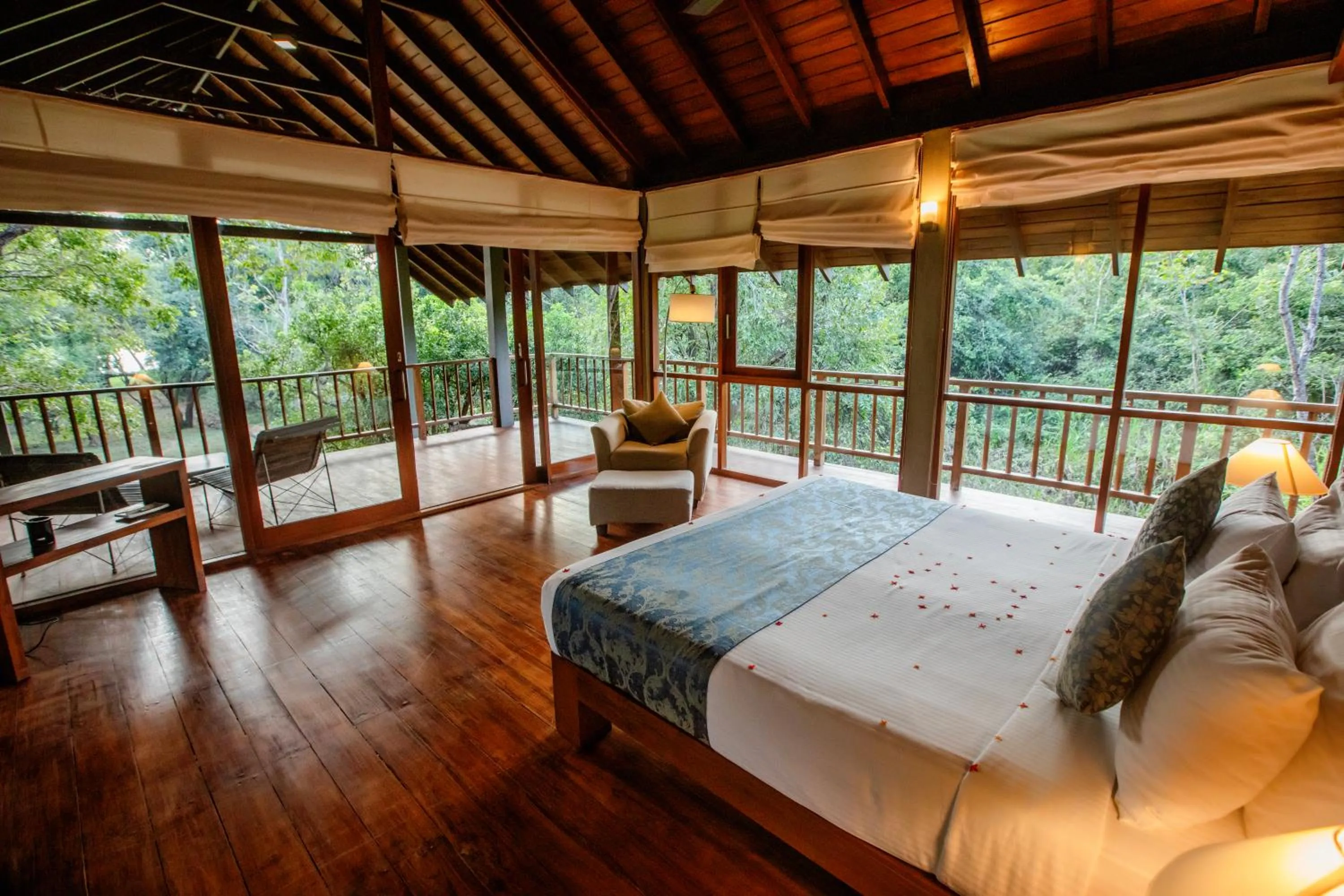Balcony/Terrace, Bed in Wild Grass Nature Resort