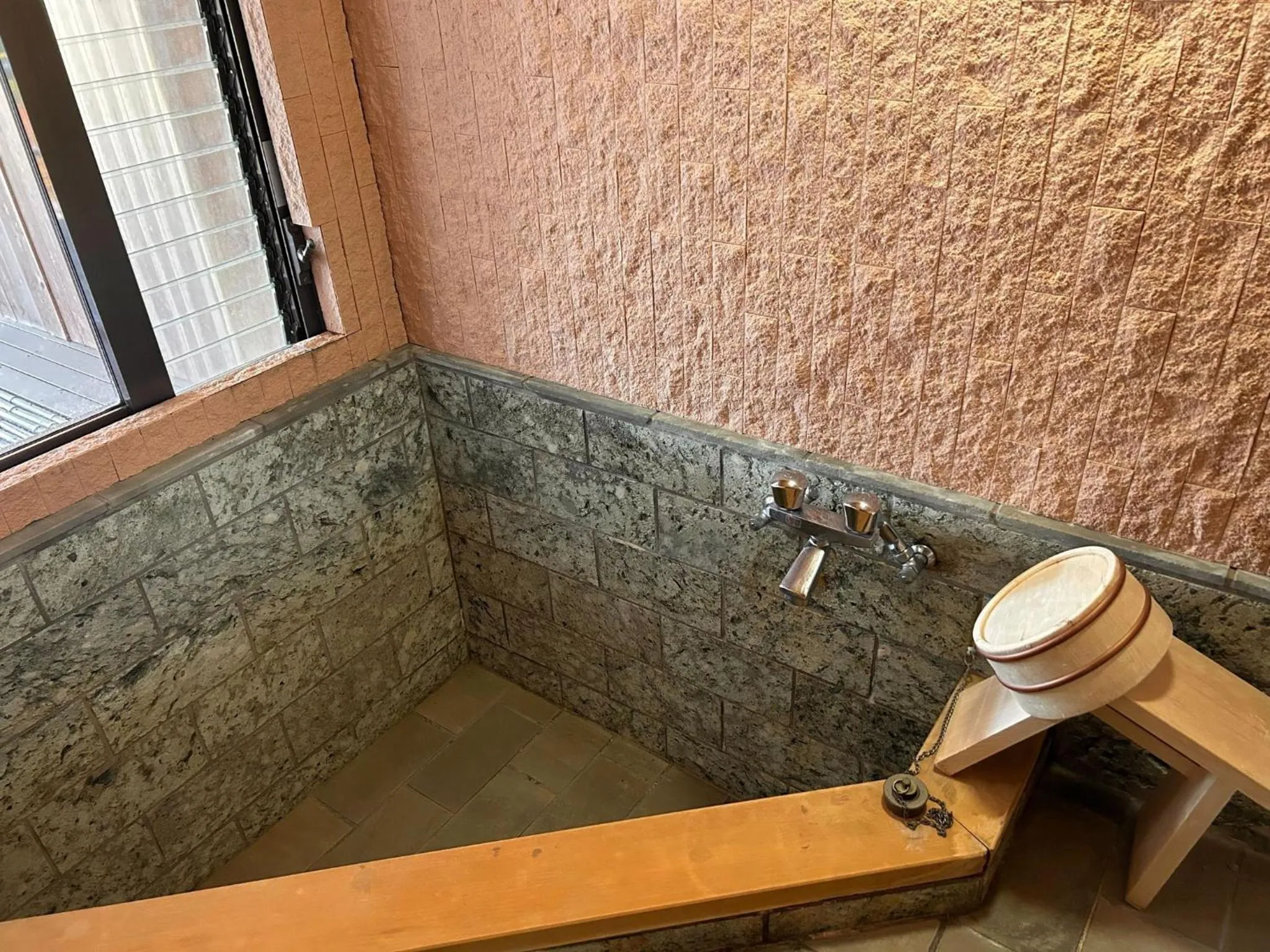 Bathroom in Shin Kadoya