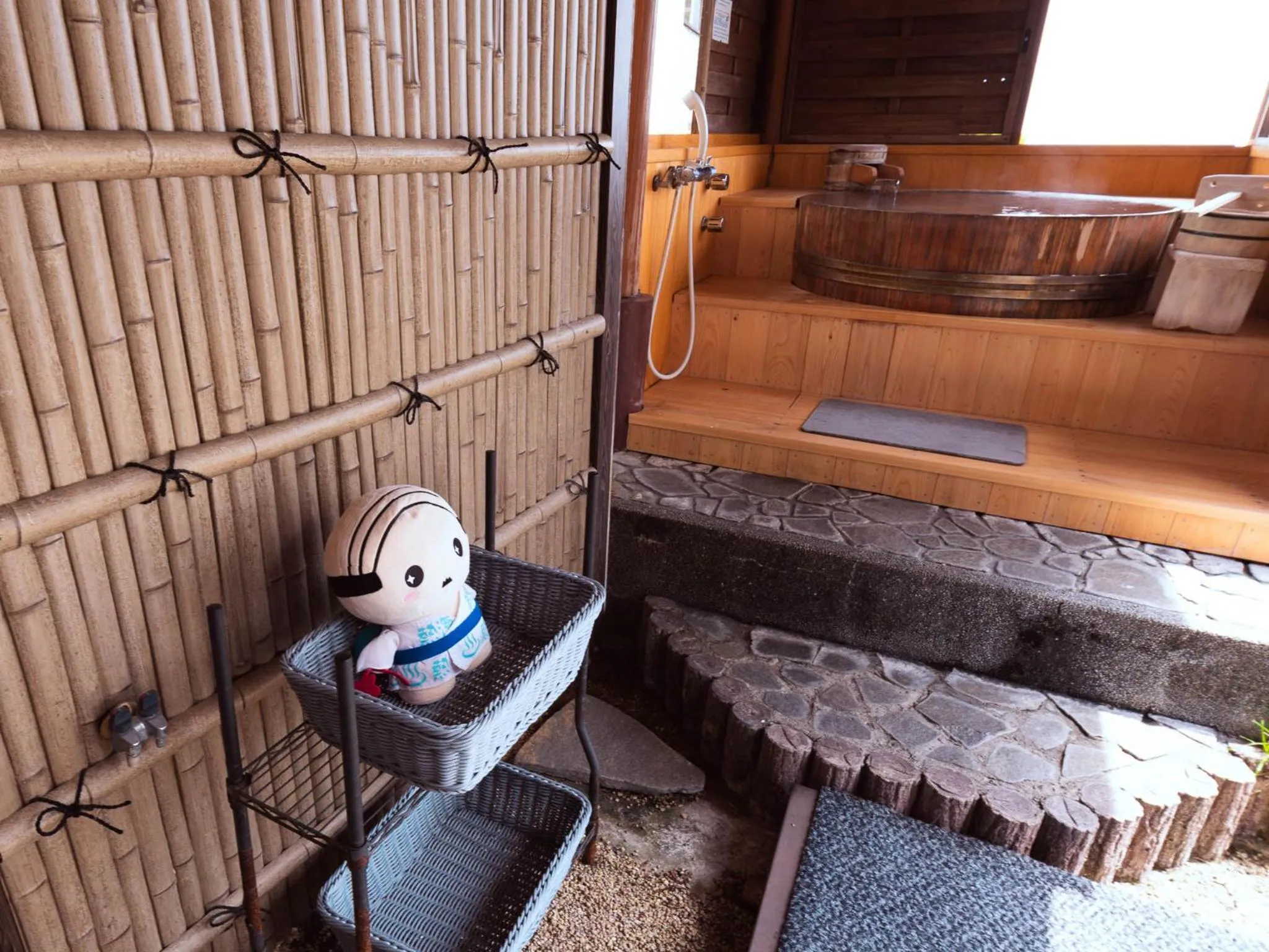 Hot Spring Bath in Shin Kadoya