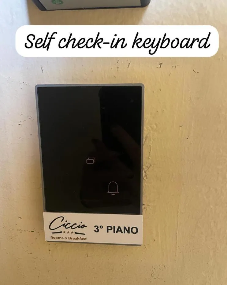 Facade/entrance in Ciccio Rooms and breakfast - Self check-in