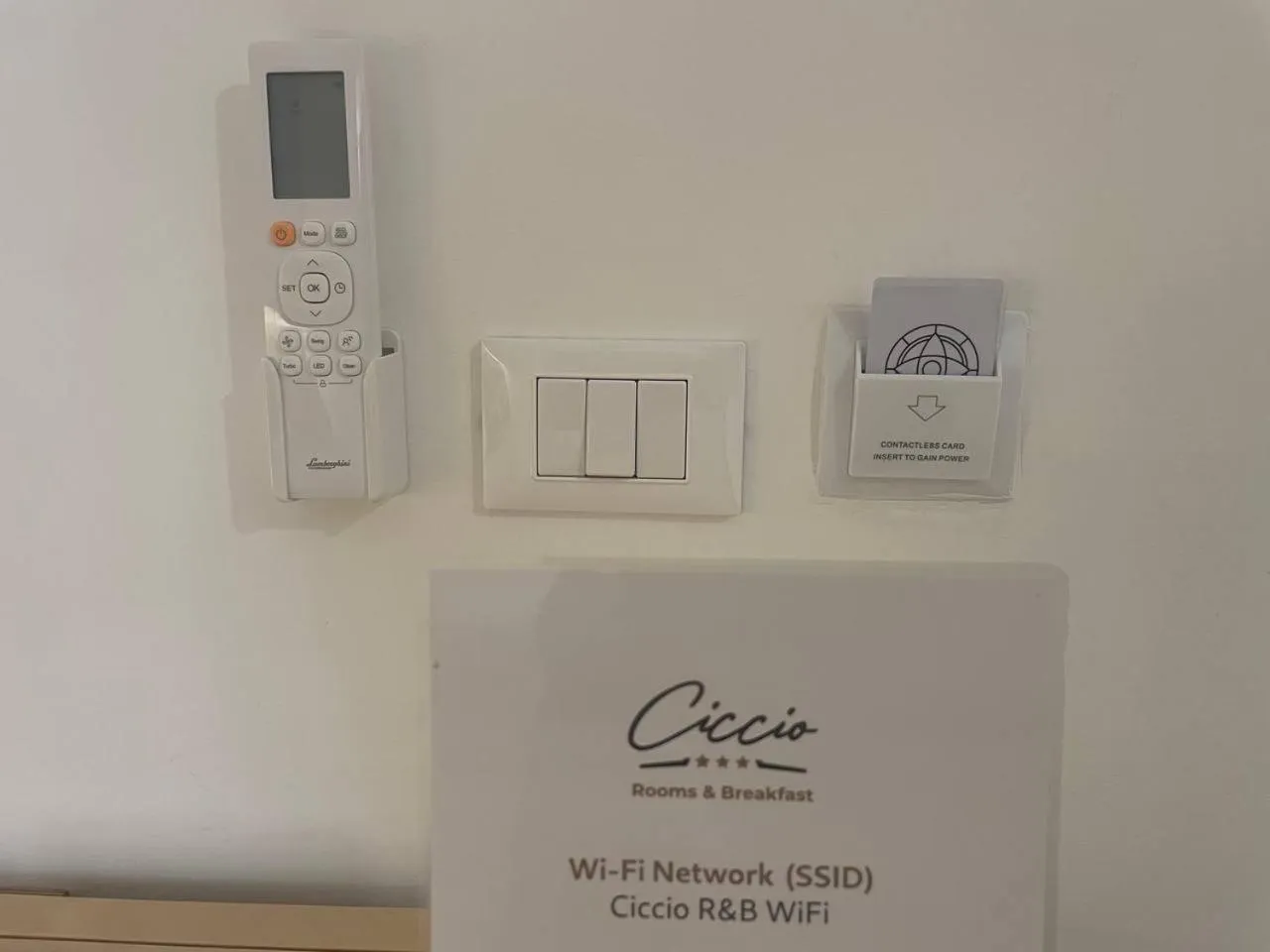 air conditioner in Ciccio Rooms and breakfast - Self check-in