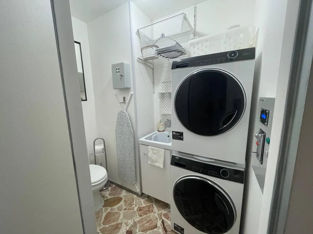 laundry, Bathroom in Ciccio R&B di Rosaria Profeta