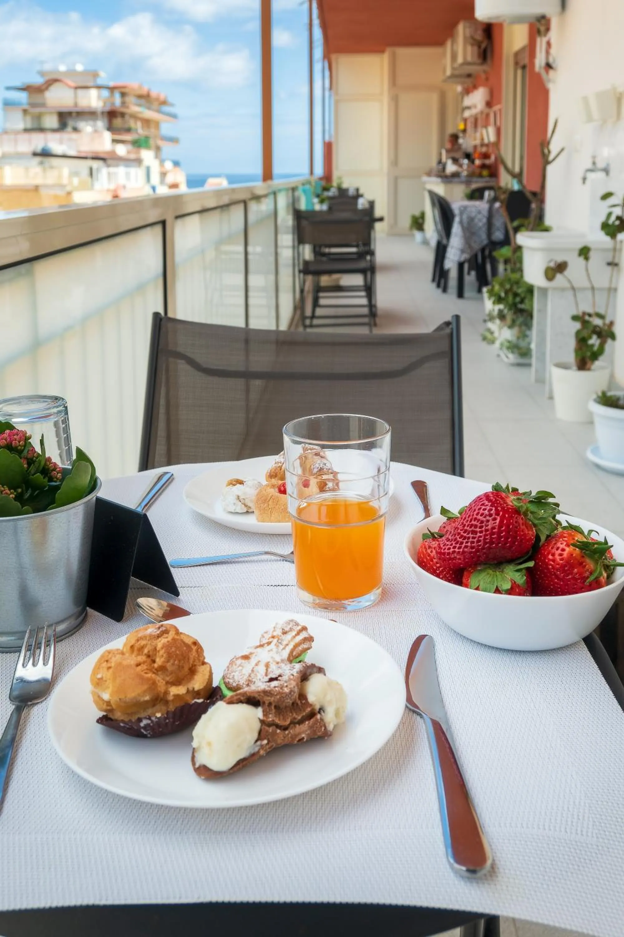 Day in Ciccio Rooms and breakfast - Self check-in