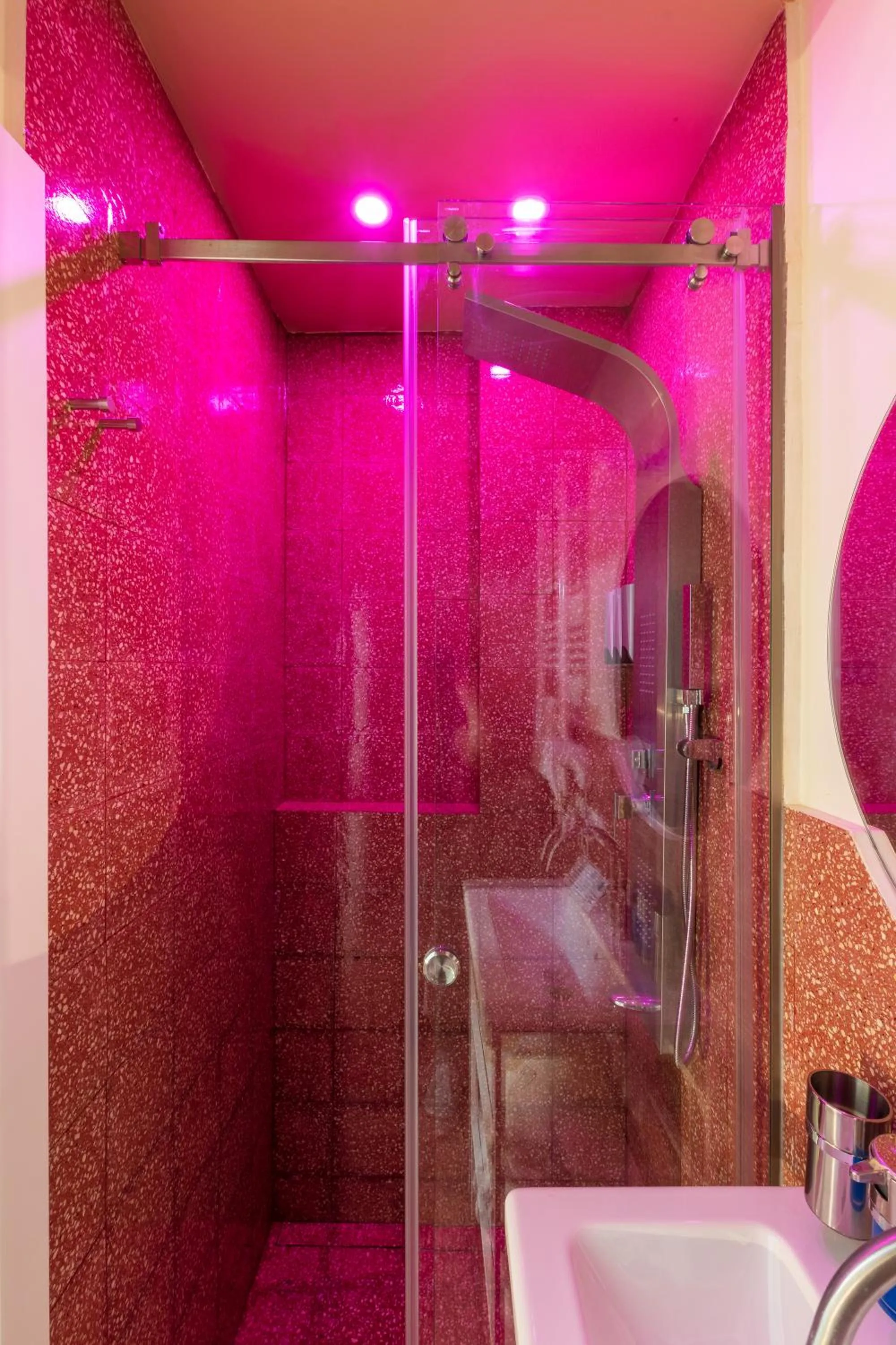 Shower in Ciccio Rooms and breakfast - Self check-in