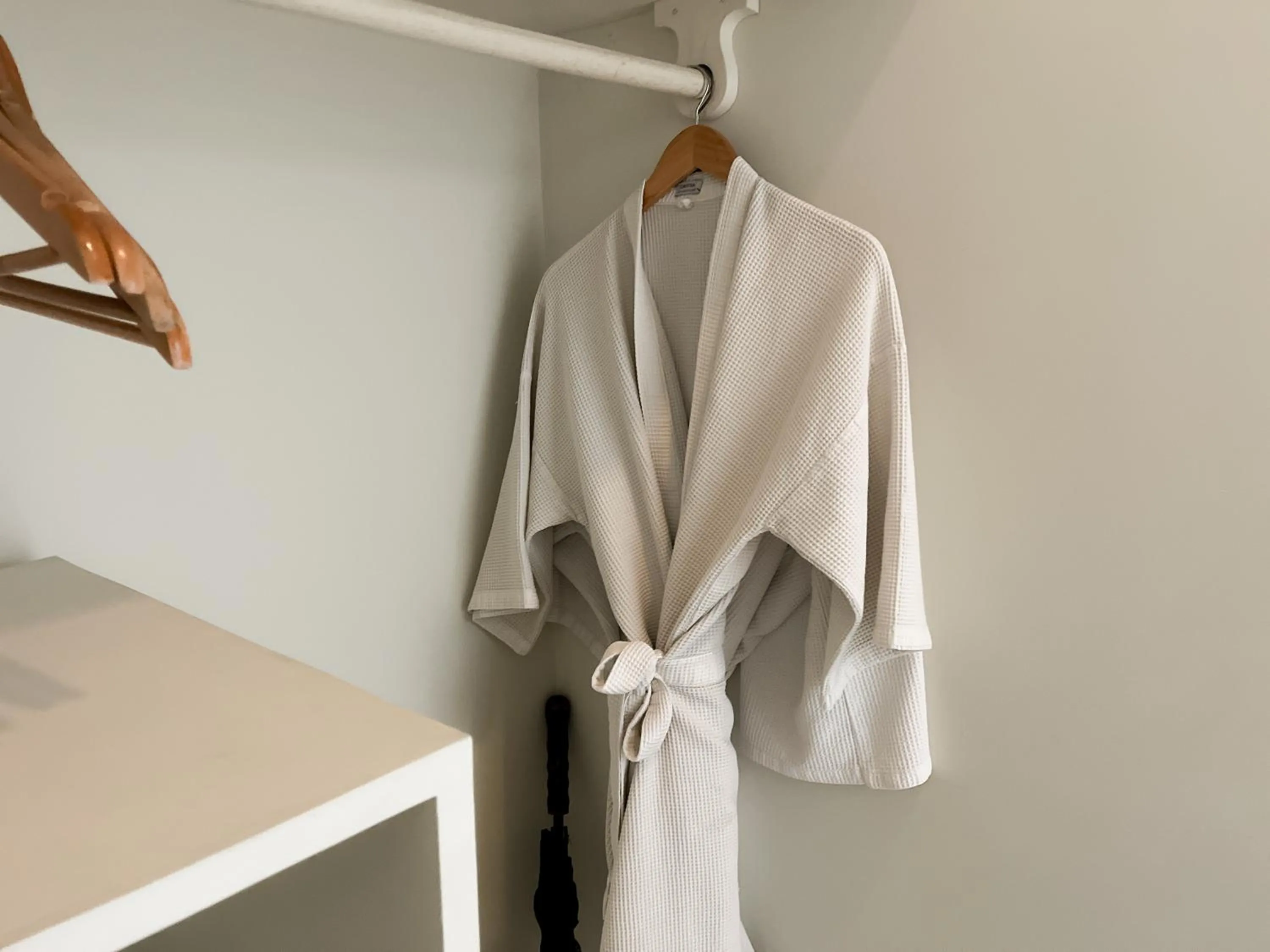 wardrobe in Casa Artista By Kresna Hospitality