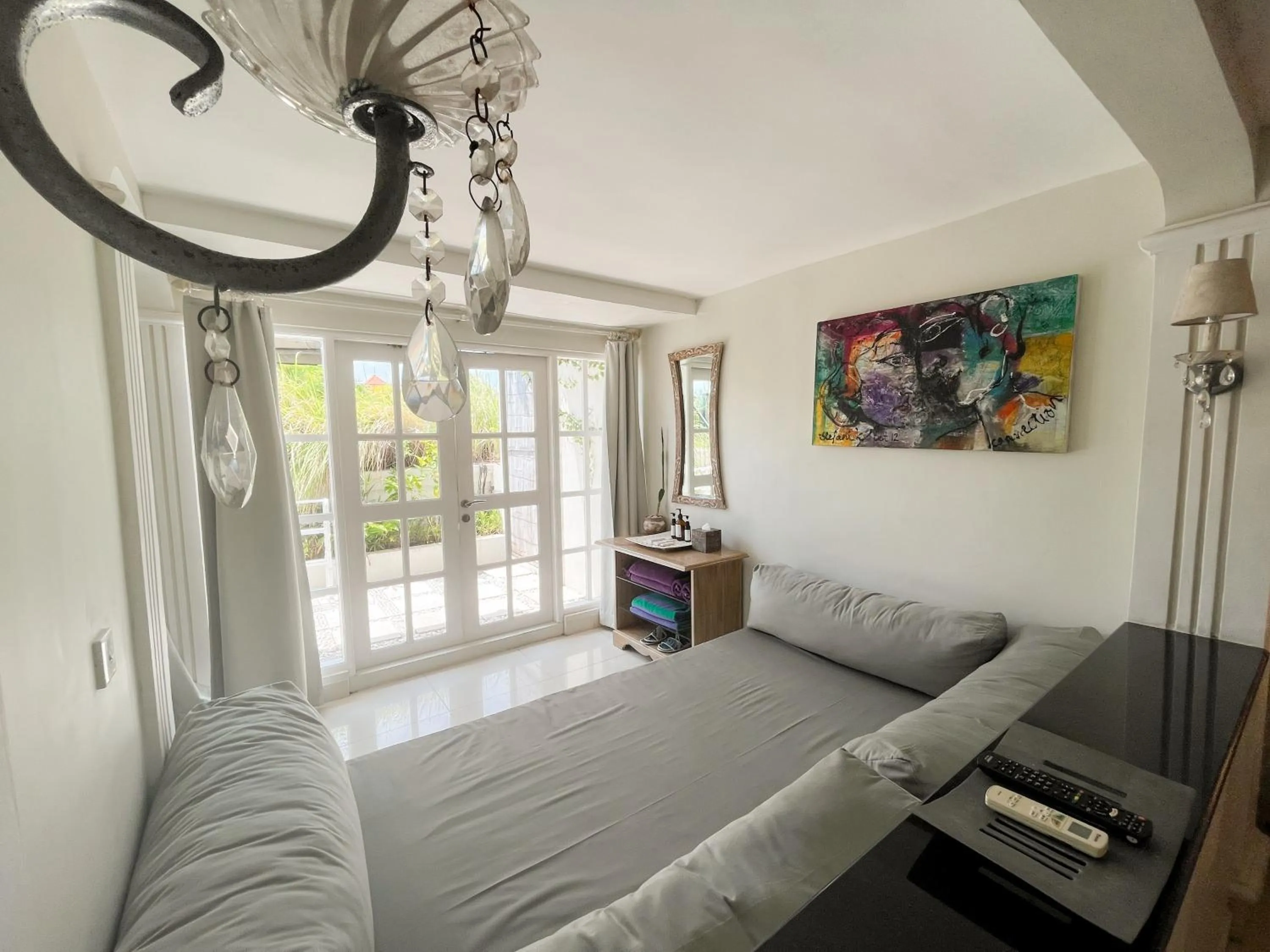 Seating area, Bed in Casa Artista By Kresna Hospitality