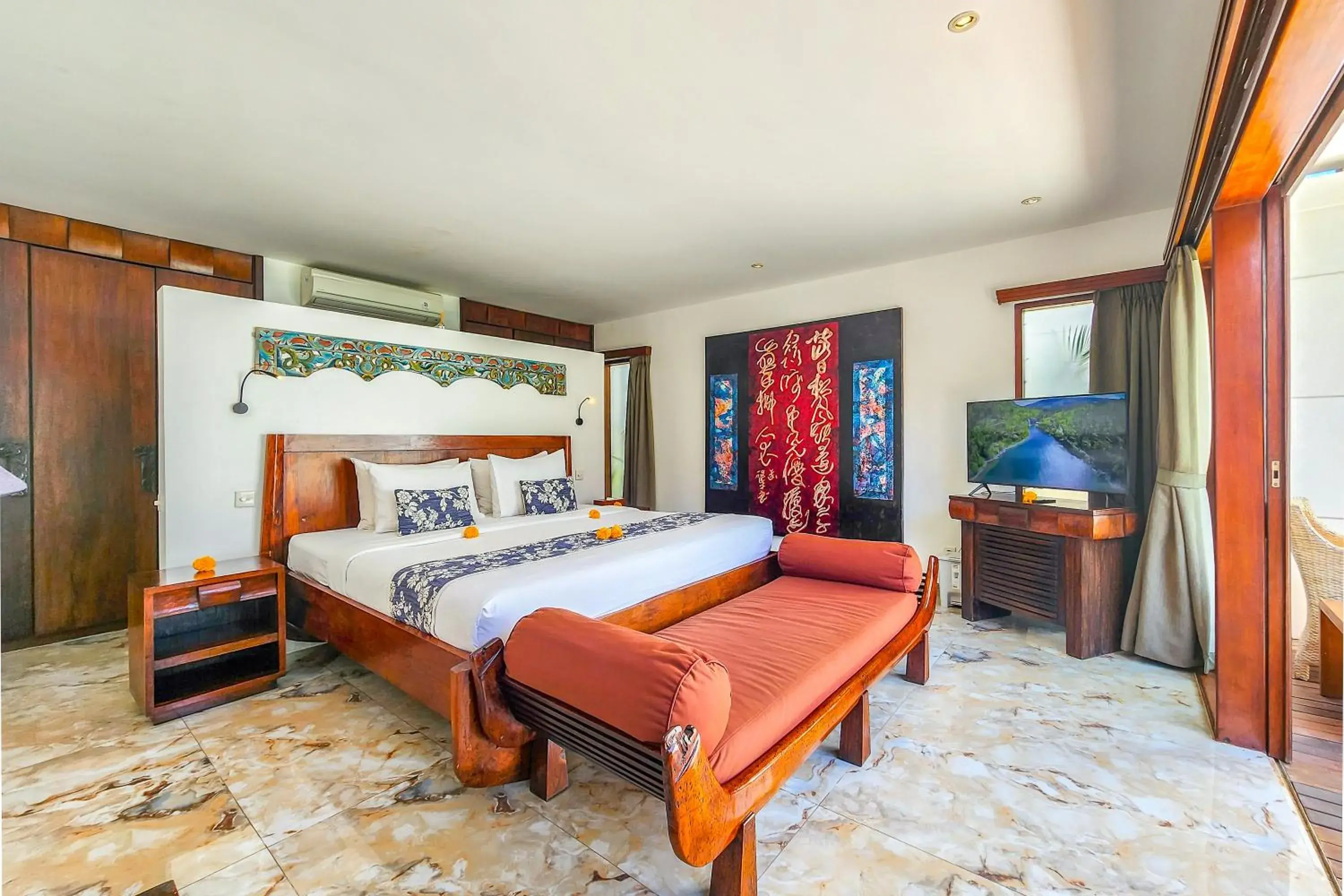 Six-Bedroom Villa with Private Pool in Villa Casis by Nagisa Bali Six-Bedroom Villa with Private Pool in Villa Casis by Nagisa Bali